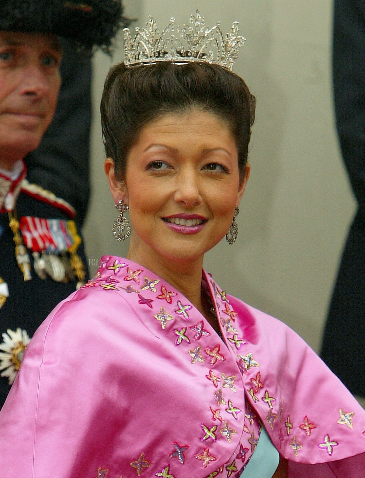 Principessa Alexandra di Danimarca arriva per partecipare al matrimonio di suo cognato, il Principe Ereditario Frederik e Mary Donaldson presso la Cattedrale di Copenhagen il 14 maggio 2004 (Pascal Le Segretain/Getty Images)