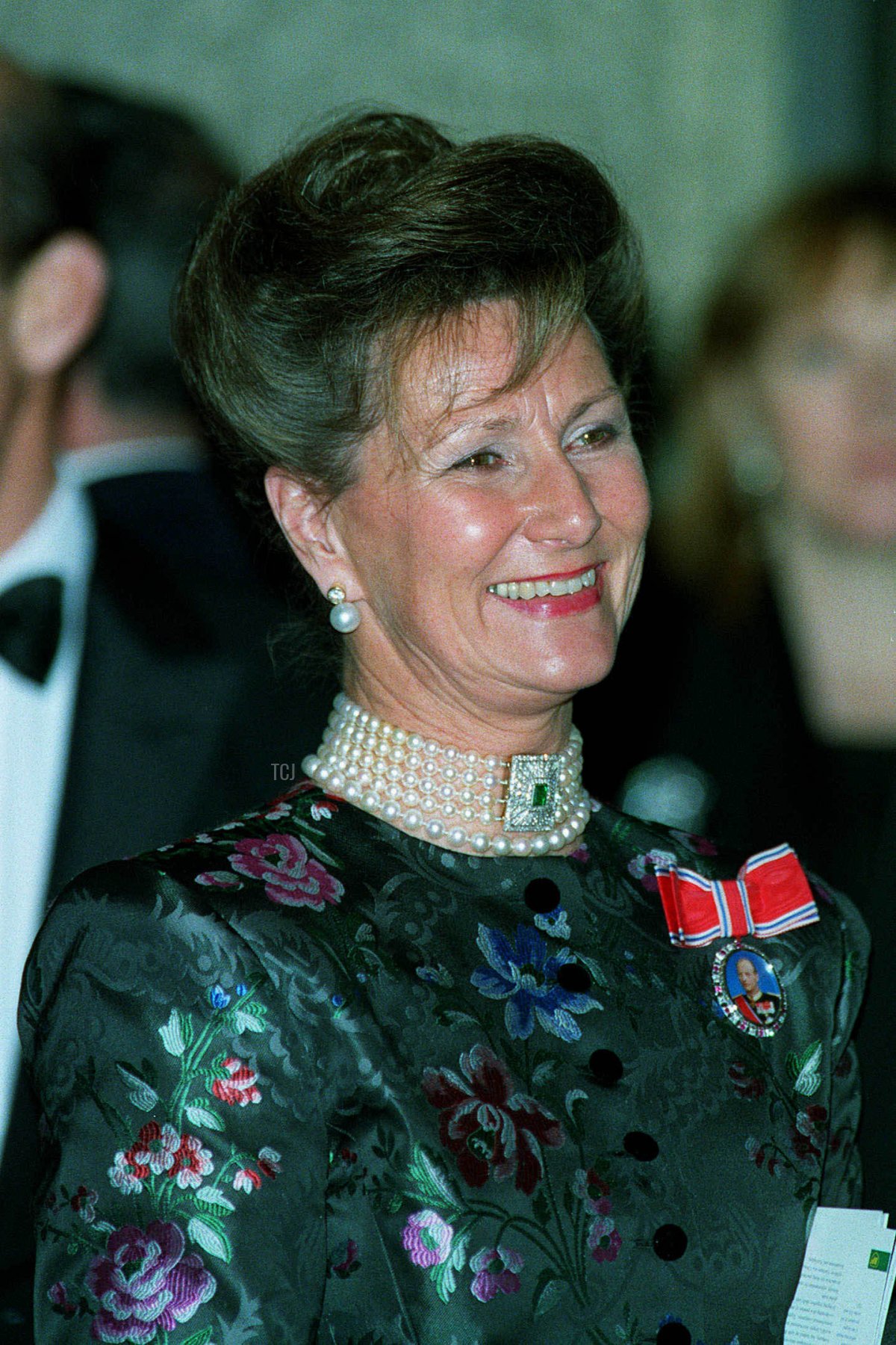 Regina Sonja di Norvegia indossa la Collana Oslofjord, dicembre 1993 (Allstar Picture Library Ltd/Alamy)