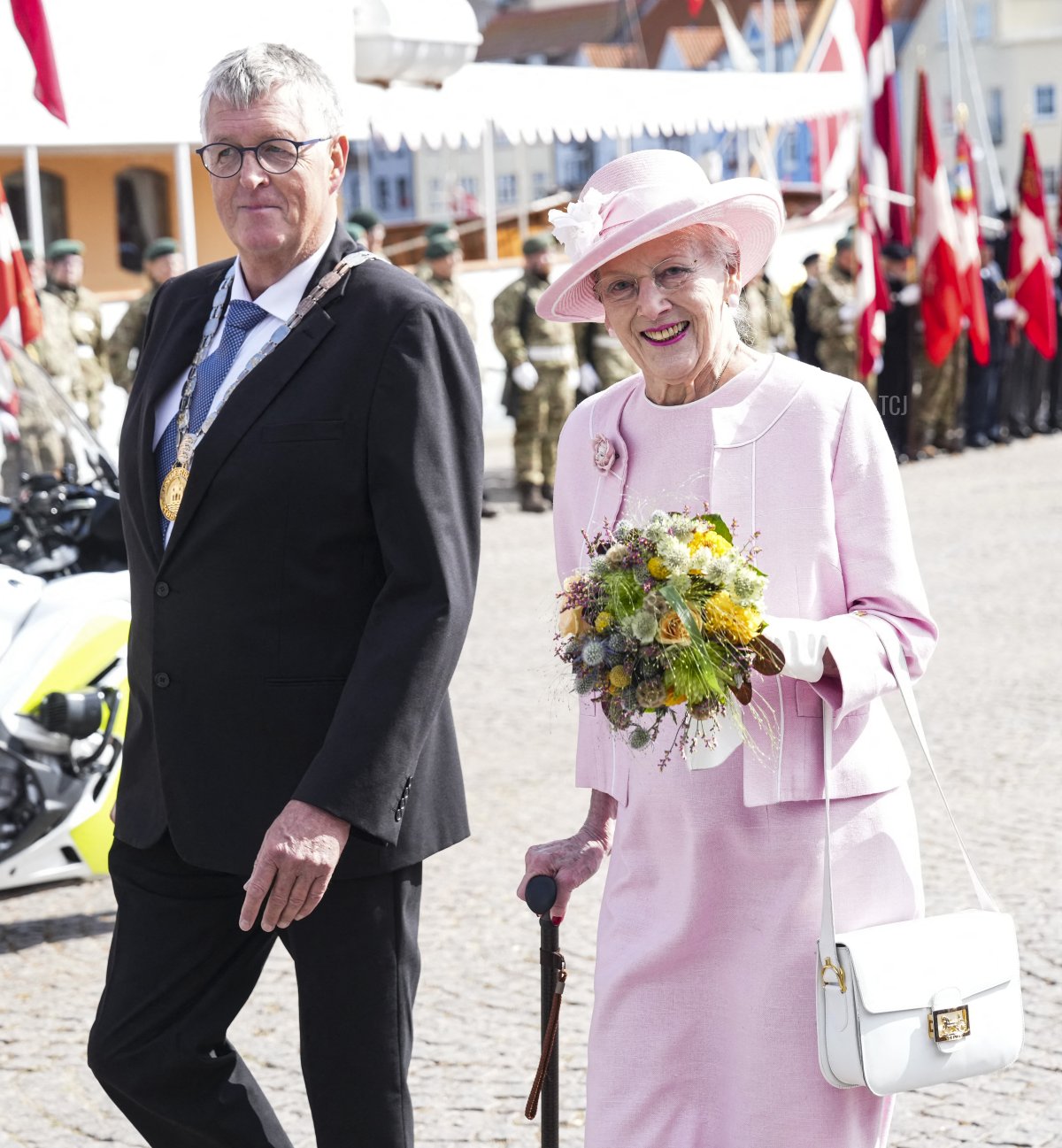 La regina Margherita II di Danimarca arriva a Graasten Torv il 18 luglio 2023 (CLAUS FISKER/Ritzau Scanpix/AFP via Getty Images)