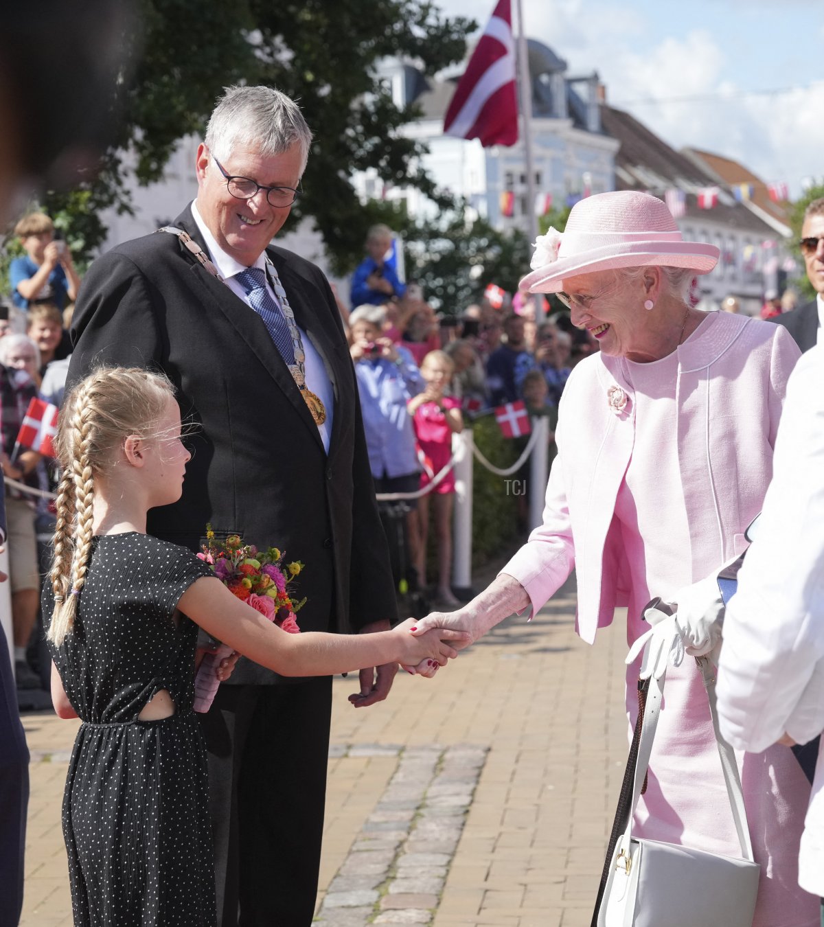 La regina Margherita II di Danimarca arriva a Graasten Torv il 18 luglio 2023 (CLAUS FISKER/Ritzau Scanpix/AFP via Getty Images)