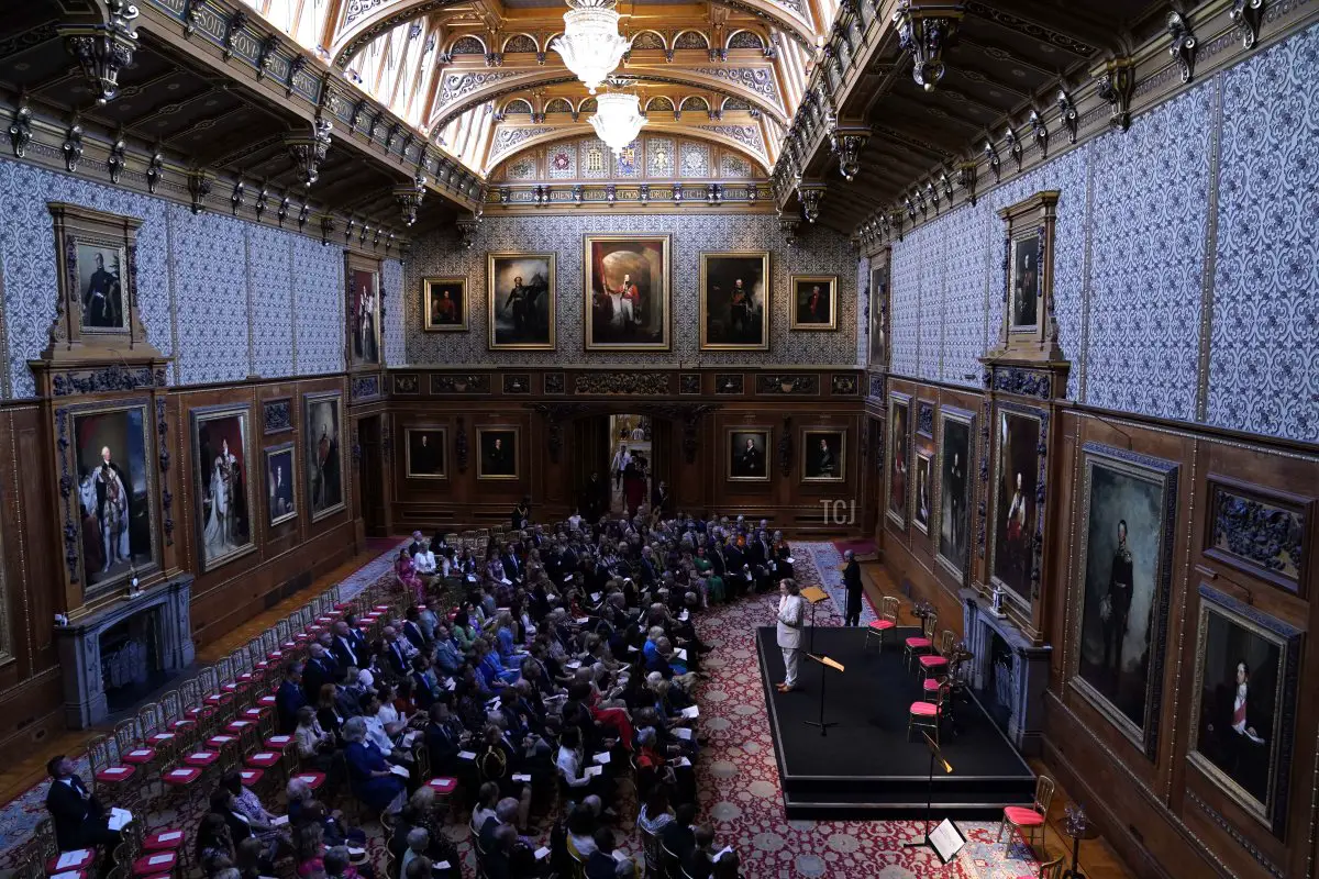 Gregory Doran, Direttore della Royal Shakespeare Company parla durante una cena al Castello di Windsor per celebrare il lavoro di William Shakespeare, nel 400° anniversario della pubblicazione del Primo Folio il 18 luglio 2023 (Andrew Matthews - Pool/Getty Images)