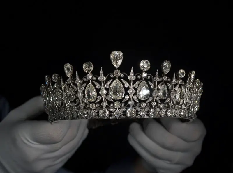 Il Tiara Fife esposto a Kensington Palace, 2018 (Historic Royal Palaces)