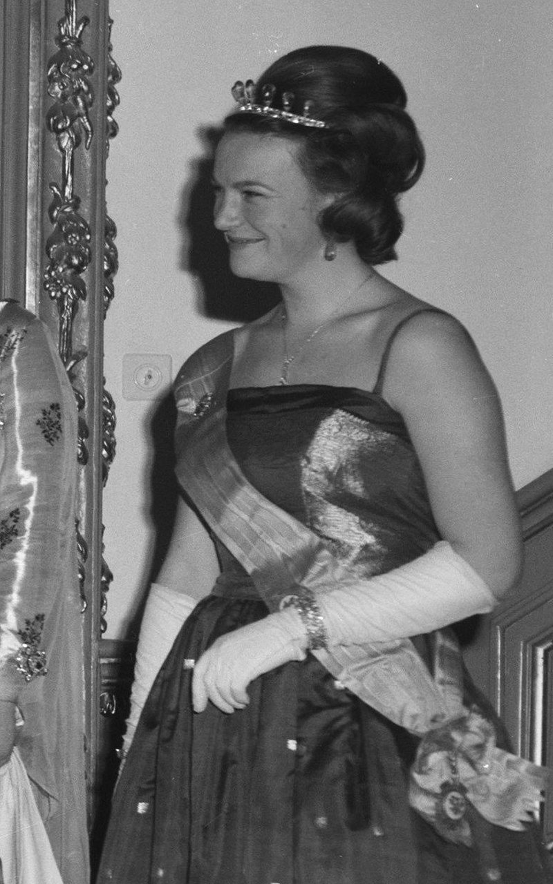 Princess Irene of the Netherlands attends a state banquet honoring the President of Mexico, April 3, 1963 (Joop van Bilsen/Anefo/Nationaal Archief/Wikimedia Commons)