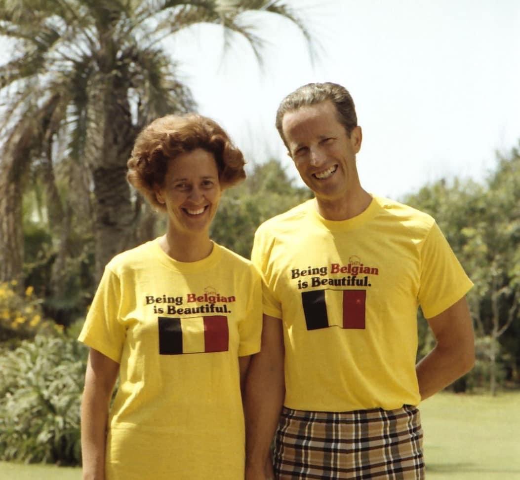 La Regina Fabiola e il Re Baudouin del Belgio posano nella loro casa vacanza a Motril, Spagna, 1977 (Palazzo Reale Belga)