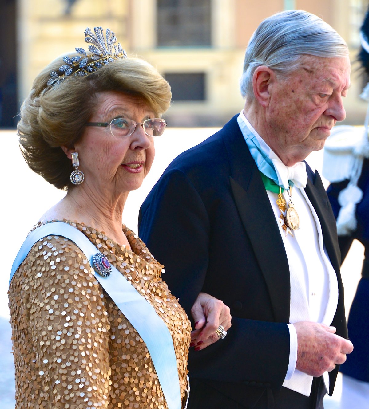 La Principessa Desiree e il Barone Niclas Silfverschiöld partecipano al matrimonio della Principessa Madeleine di Svezia e Christopher O'Neill a Stoccolma l'8 giugno 2013 (Frankie Fouganthin/Wikimedia Commons)