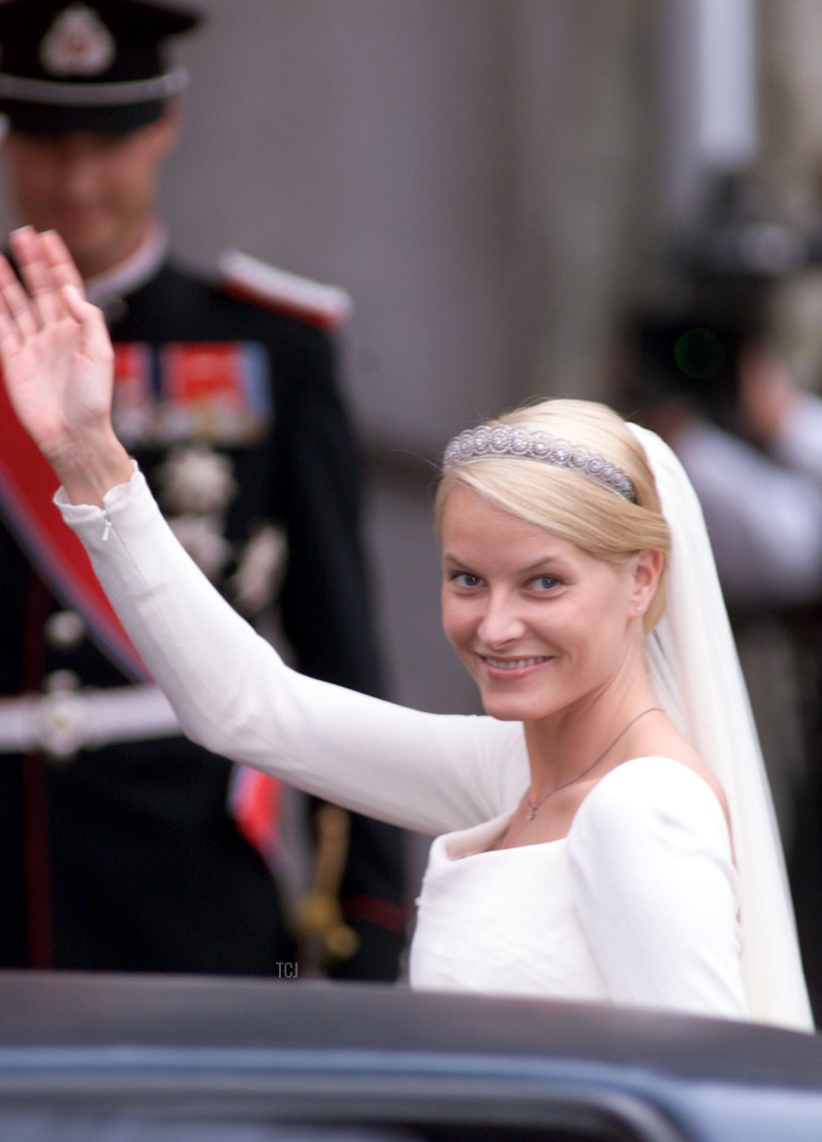 La Principessa Ereditaria di Norvegia nel giorno del suo matrimonio a Oslo, 25 agosto 2001 (All Over Press Norway/Getty Images)