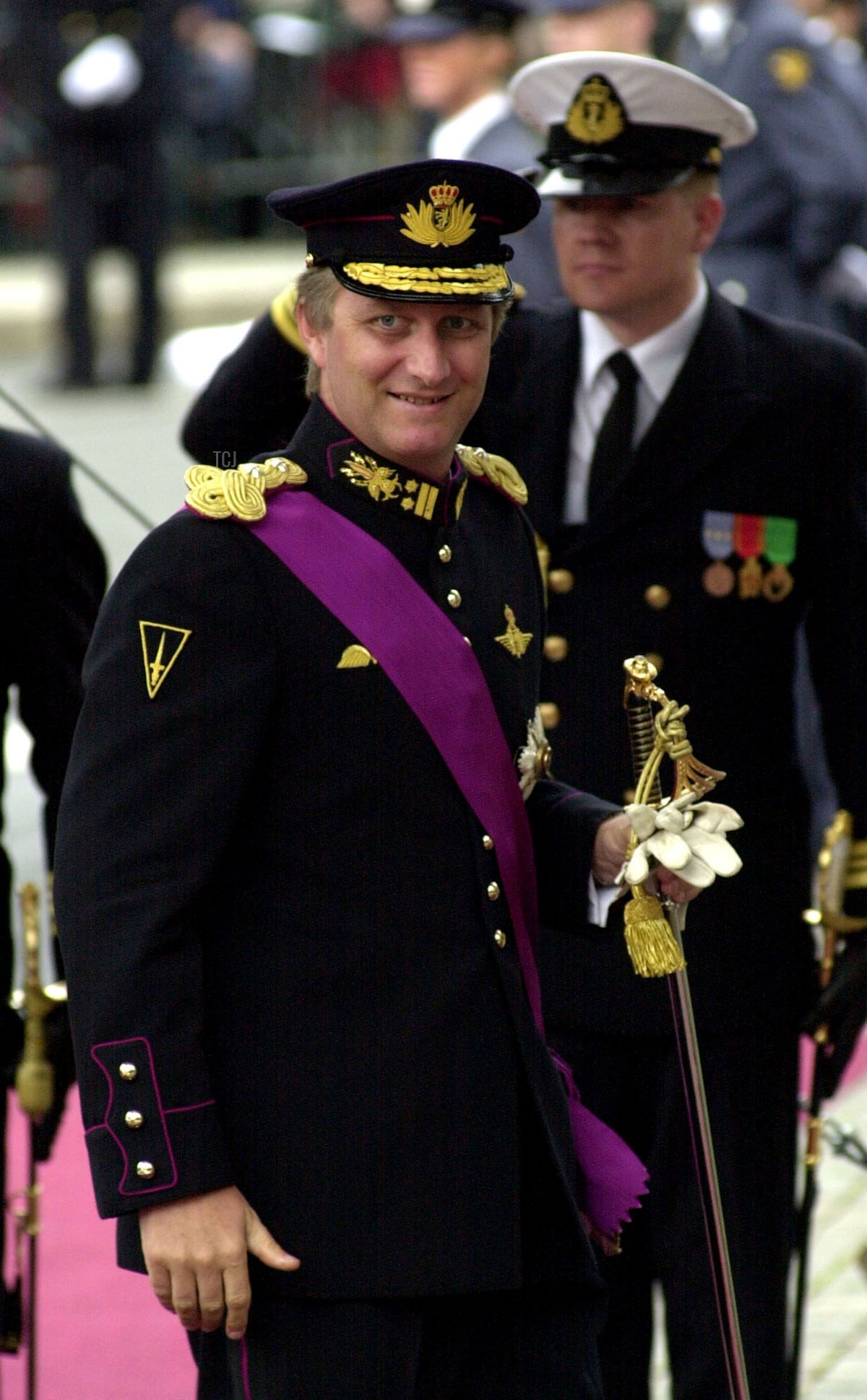 Il Duca di Brabant partecipa al matrimonio del Principe Ereditario Haakon e della Principessa Ereditaria Mette-Marit nella cattedrale di Oslo il 25 agosto 2001 (Anthony Harvey/Getty Images)