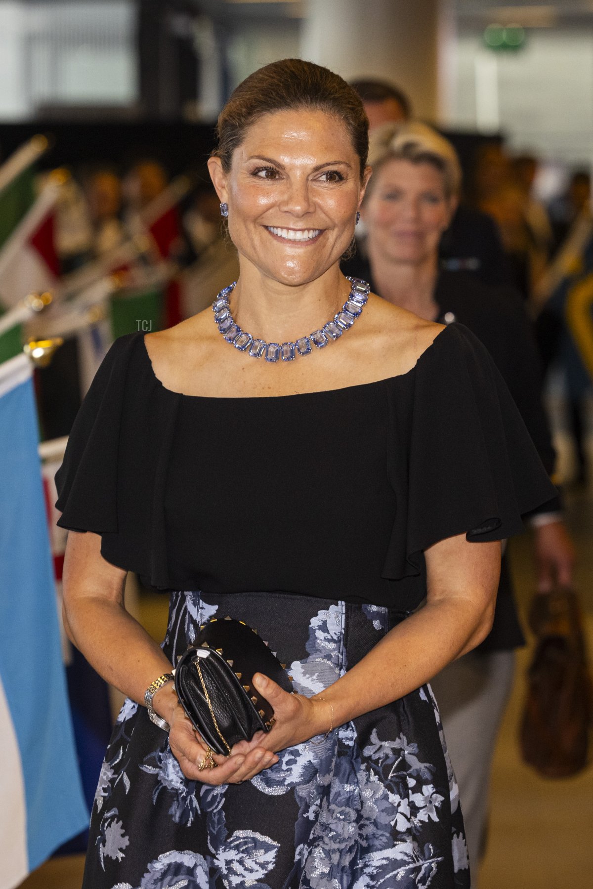 La Principessa Ereditaria Victoria di Svezia partecipa alla cerimonia di premiazione del Stockholm Junior Water Prize presso il Congress Centre di Waterfront di Stoccolma il 22 agosto 2023 (Michael Campanella/Getty Images)