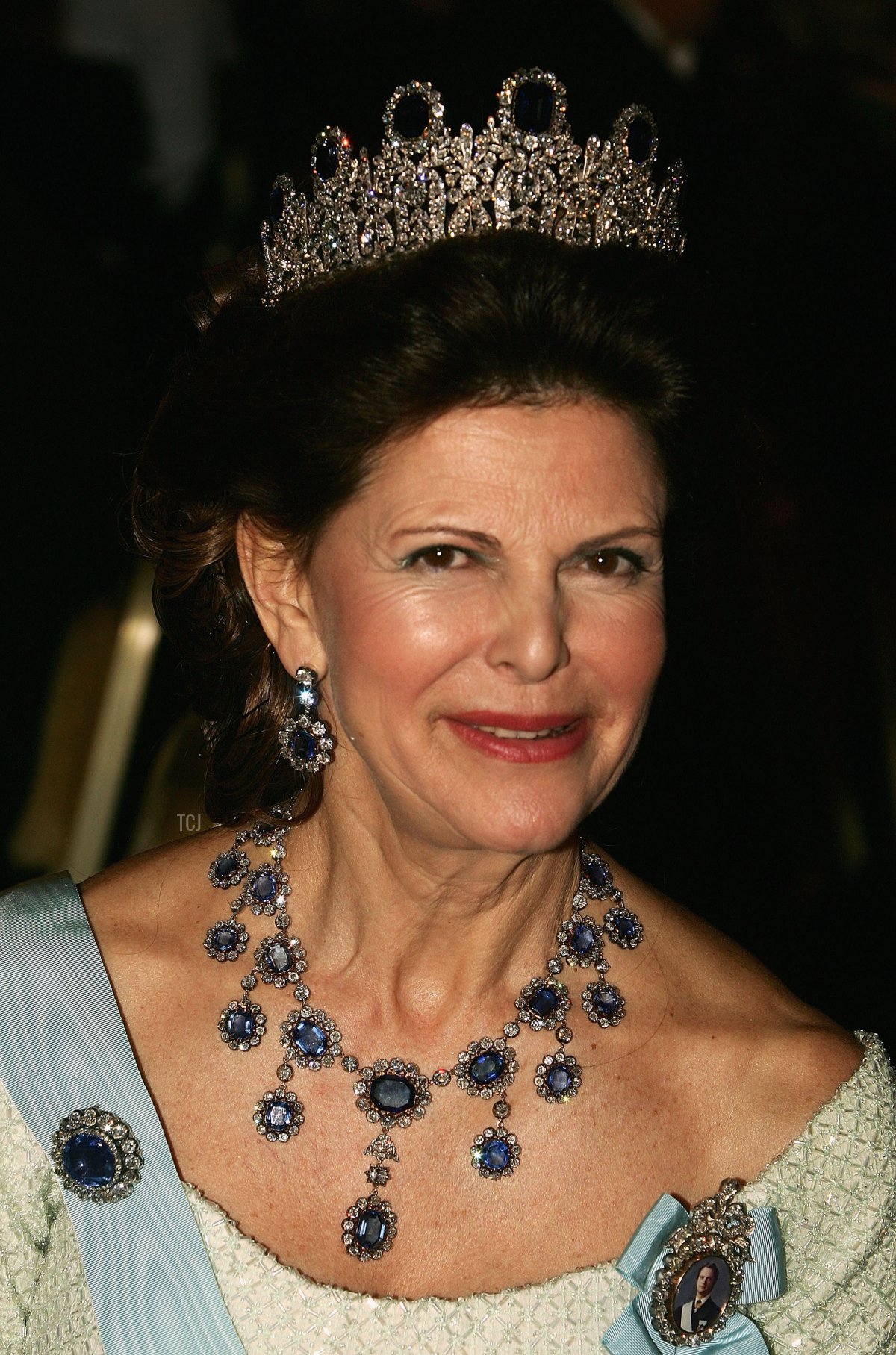 Queen Silvia of Sweden attends the Nobel Prize banquet in Stockholm on December 10, 2004 (Pascal Le Segretain/Getty Images)