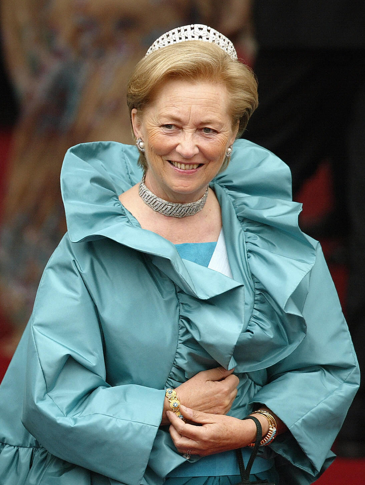 La Regina Paola del Belgio partecipa al matrimonio del Principe Ereditario Frederik di Danimarca e Mary Elizabeth Donaldson a Copenaghen il 14 maggio 2004 (SVEN NACKSTRAND/AFP/Getty Images)