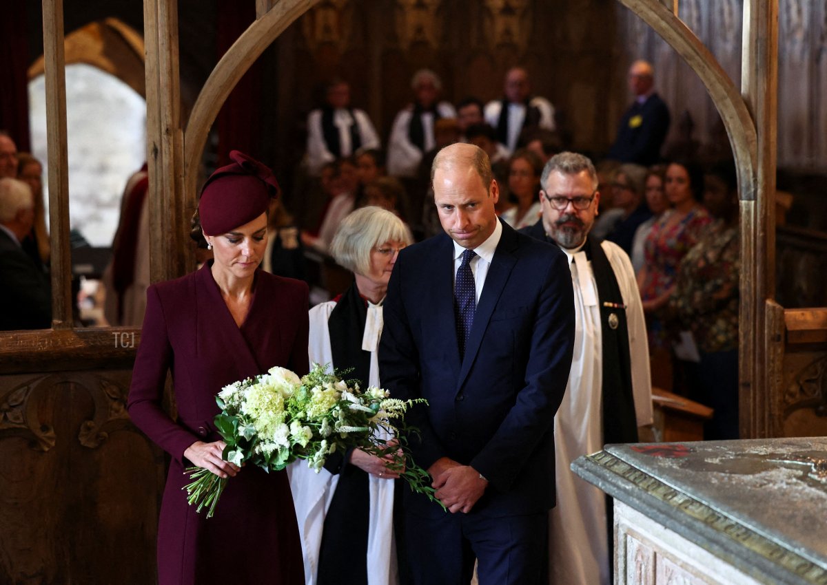 Il Principe e la Principessa del Galles partecipano a un servizio nella Cattedrale di St. David a Pembrokeshire, Wales, per commemorare il primo anniversario della morte della regina Elisabetta II, 8 settembre 2023 (Toby Melville - WPA Pool/Getty Images)