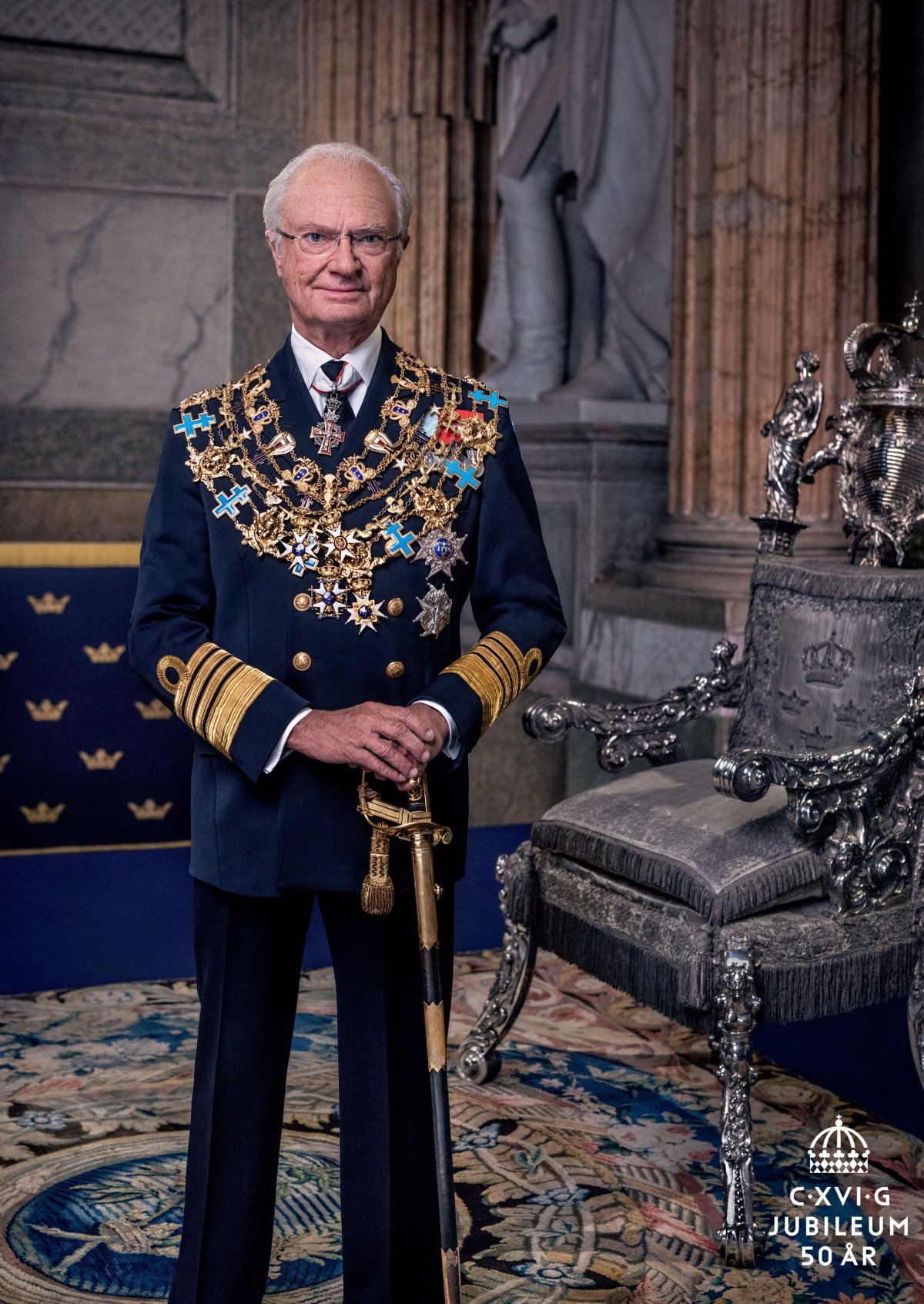 Un ritratto ufficiale del re Carl XVI Gustaf di Svezia, scattato da Thron Ullberg per celebrare il Giubileo d'Oro (Corte Reale di Svezia)