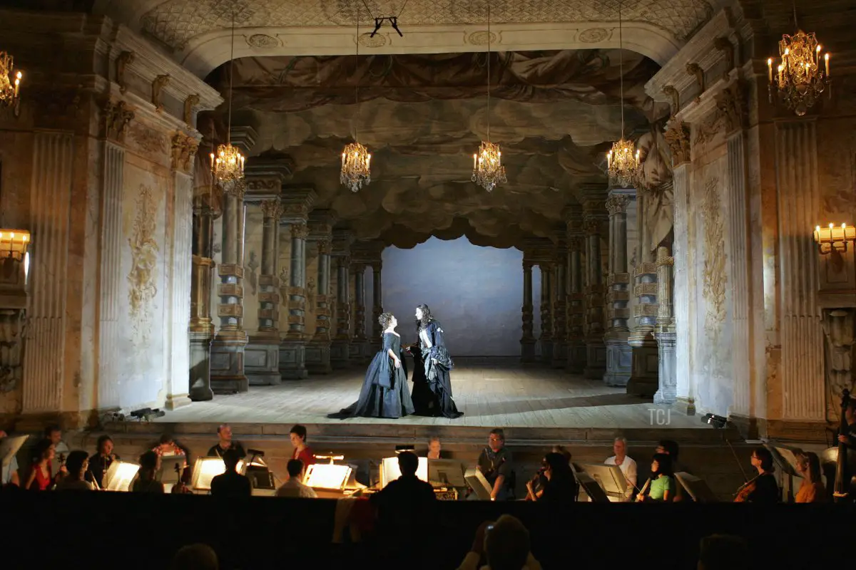 Le prove si tengono al Teatro del Palazzo di Drottningholm a Stoccolma il 27 luglio 2005 (SVEN NACKSTRAND/AFP via Getty Images)