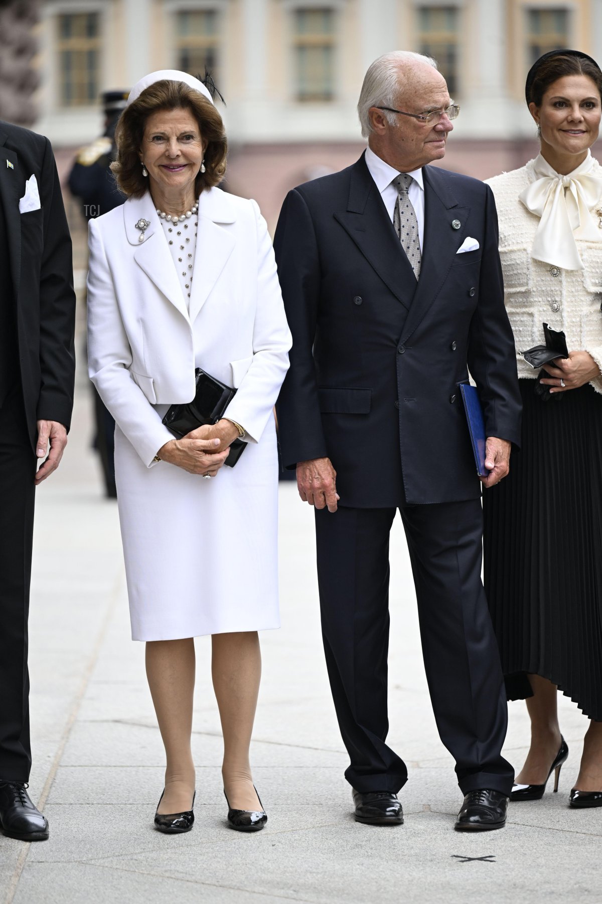 Il Re Carlo XVI Gustavo e la Regina Silvia di Svezia partecipano all'apertura del parlamento svedese a Stoccolma il 12 settembre 2023 (Pontus Lundahl/TT News Agency/Alamy)