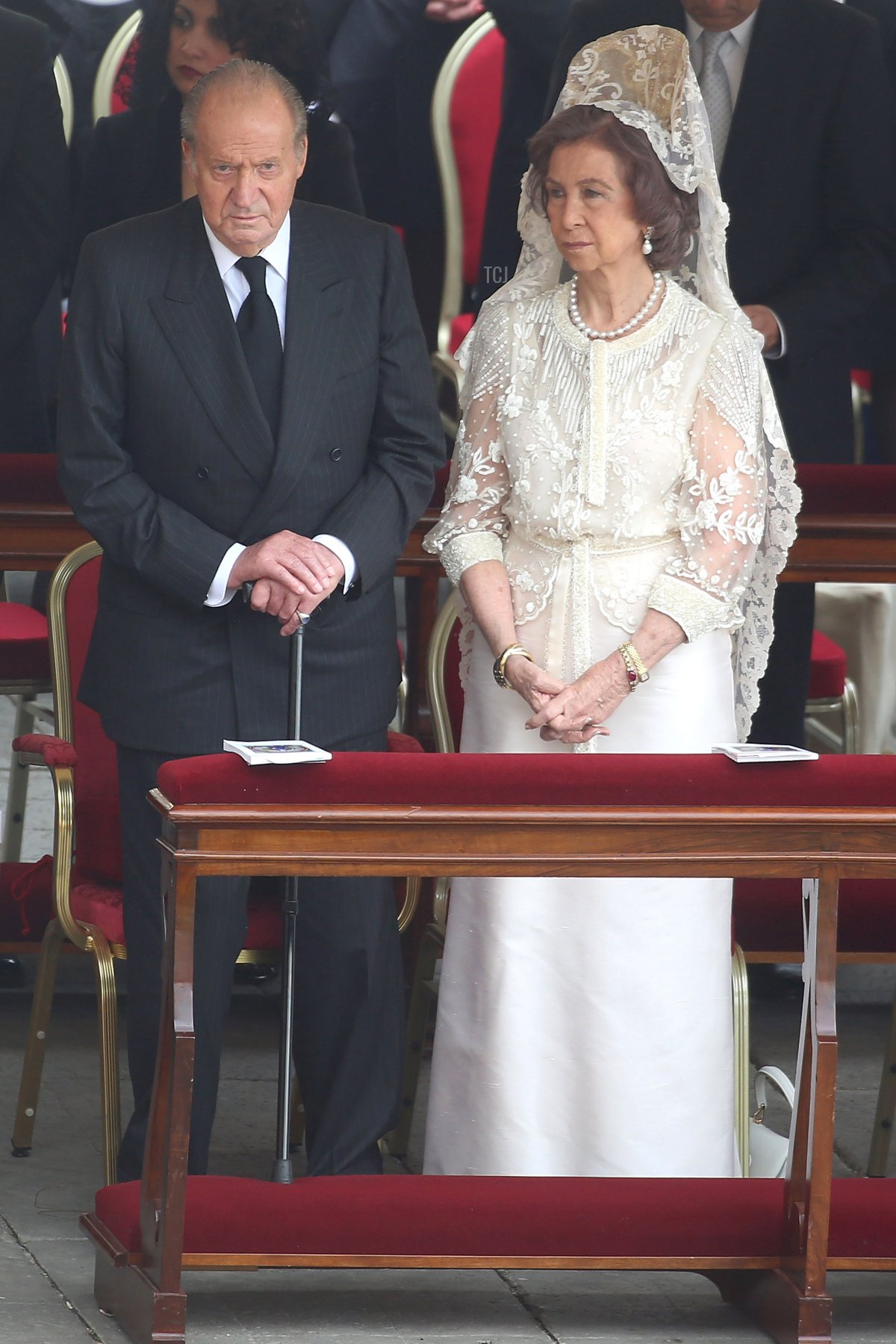 Re Juan Carlos e Regina Sofia di Spagna partecipano alla cerimonia di canonizzazione di Papa Giovanni XXIII e Papa Giovanni Paolo II al Vaticano, 27 aprile 2014 (Franco Origlia/Getty Images)