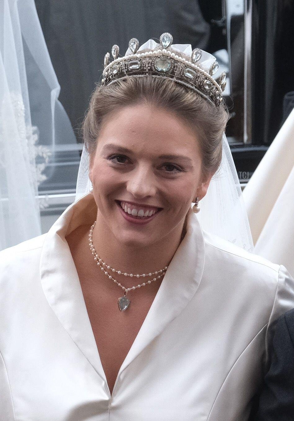 Maria Teresita di Sassonia, ritrattata nel giorno del suo matrimonio a Dresda, 23 settembre 2023 (Sebastian Willnow/DPA Picture Alliance/Alamy)