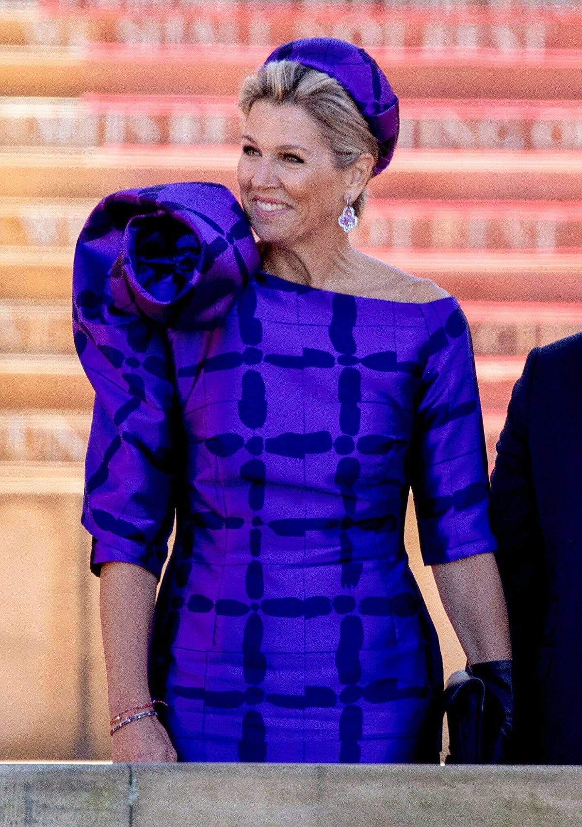 La regina Maxima dei Paesi Bassi partecipa a una cerimonia di benvenuto ufficiale presso gli Union Buildings a Pretoria durante la visita di stato olandese in Sudafrica il 19 ottobre 2023 (Albert Nieboer/DPA Picture Alliance/Alamy)