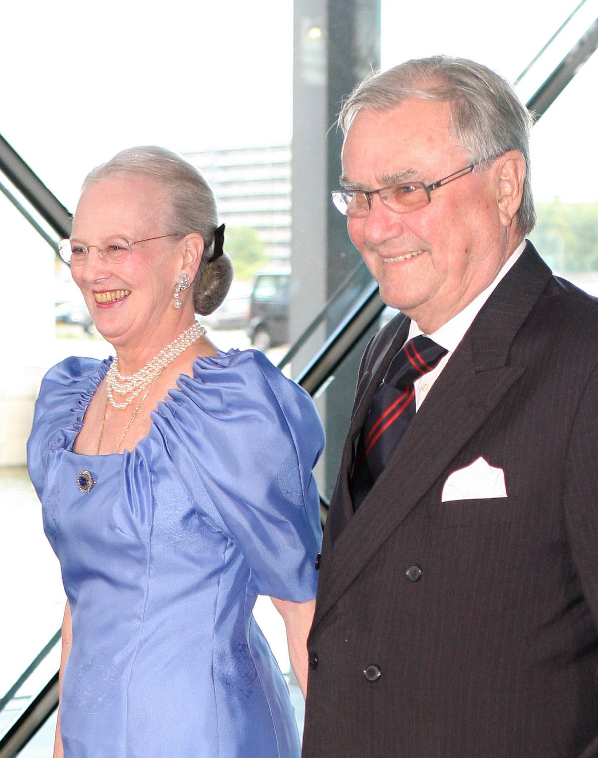 La Regina Margrethe II e il Principe Henrik di Danimarca partecipano a un concerto per celebrare il 75° compleanno di lui a Copenaghen, 10 giugno 2009 (Patrick van Katwijk/DPA Picture Alliance Archive/Alamy)