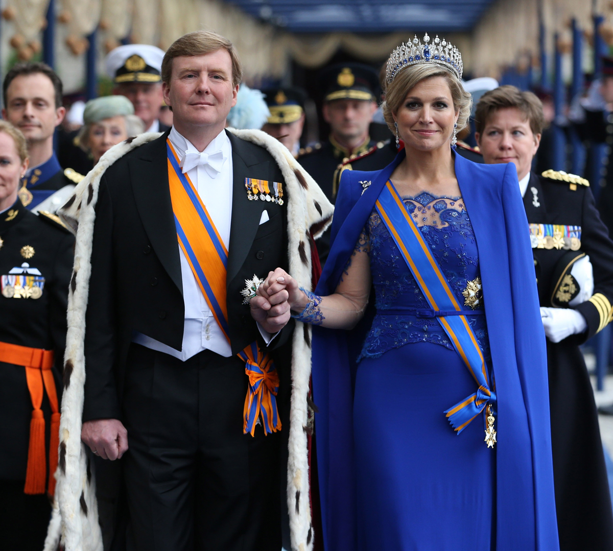 Il Re Willem-Alexander e la Regina Maxima dei Paesi Bassi dopo la cerimonia di incoronazione ad Amsterdam il 30 aprile 2013 (Jasper Juinen - Pool/Getty Images)