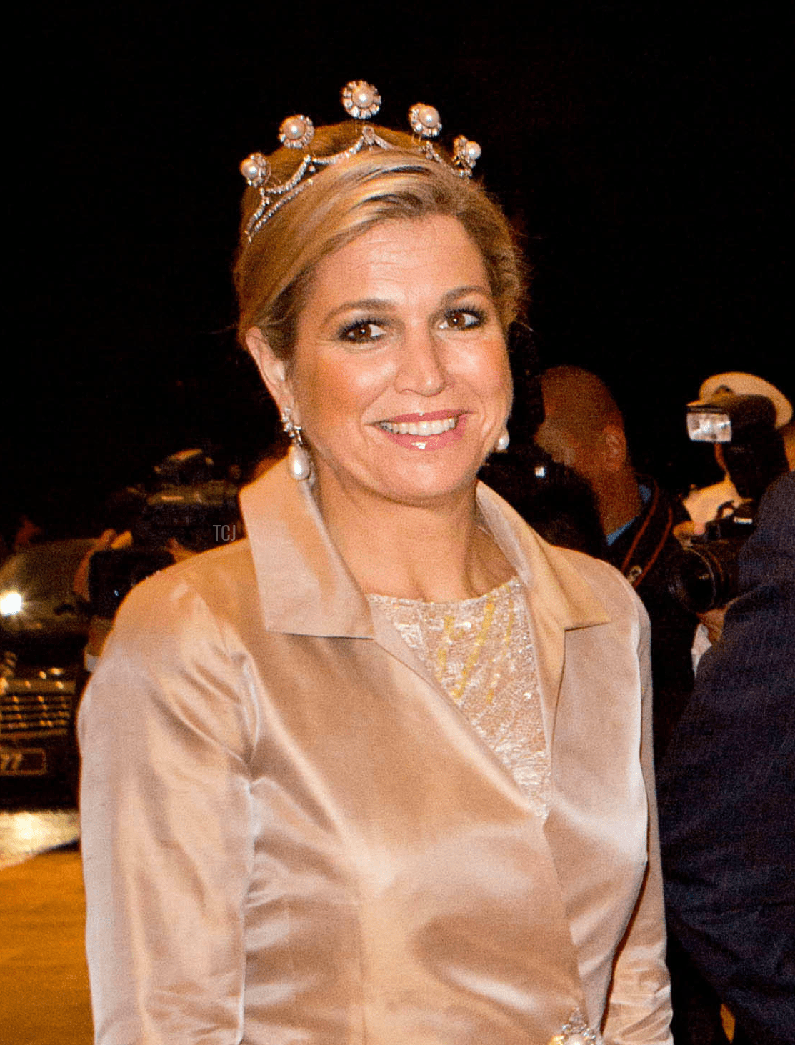 La Principessa Maxima indossa la Tiara dei Bottoni di Perla, gennaio 2013