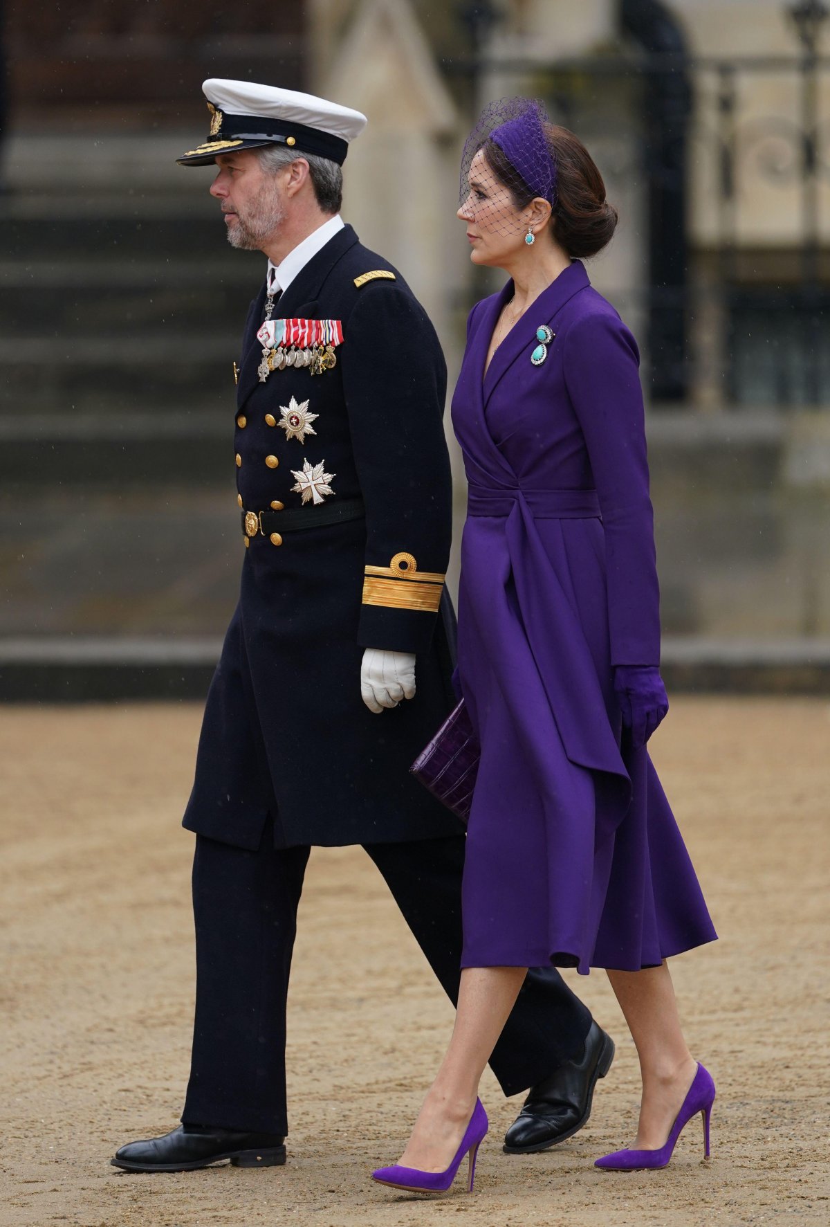 Il Principe ereditario e la Principessa ereditaria di Danimarca partecipano all'incoronazione di Re Carlo III e della Regina Camilla del Regno Unito presso Westminster Abbey a Londra il 6 maggio 2023 (Joe Giddens/PA Images/Alamy)