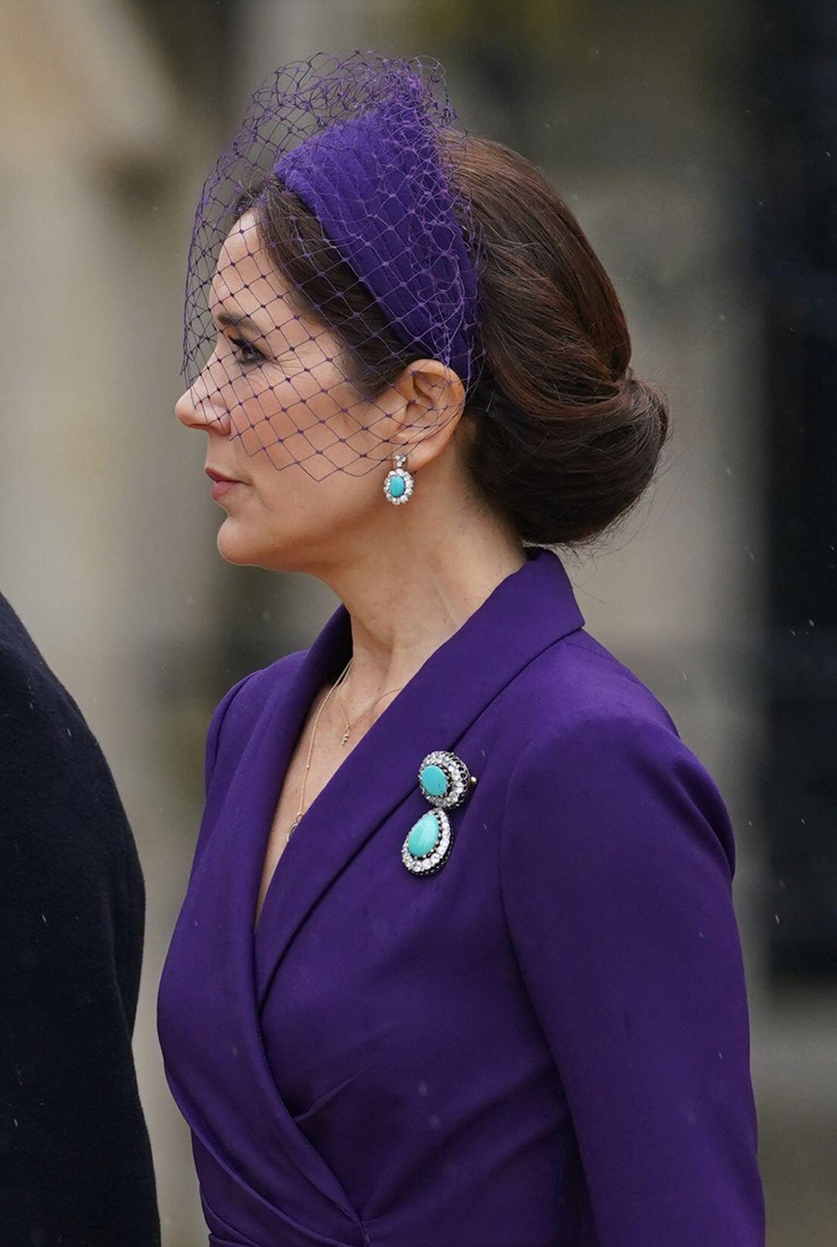 La Principessa ereditaria di Danimarca partecipa all'incoronazione di Re Carlo III e della Regina Camilla del Regno Unito presso Westminster Abbey a Londra il 6 maggio 2023 (Joe Giddens/PA Images/Alamy)