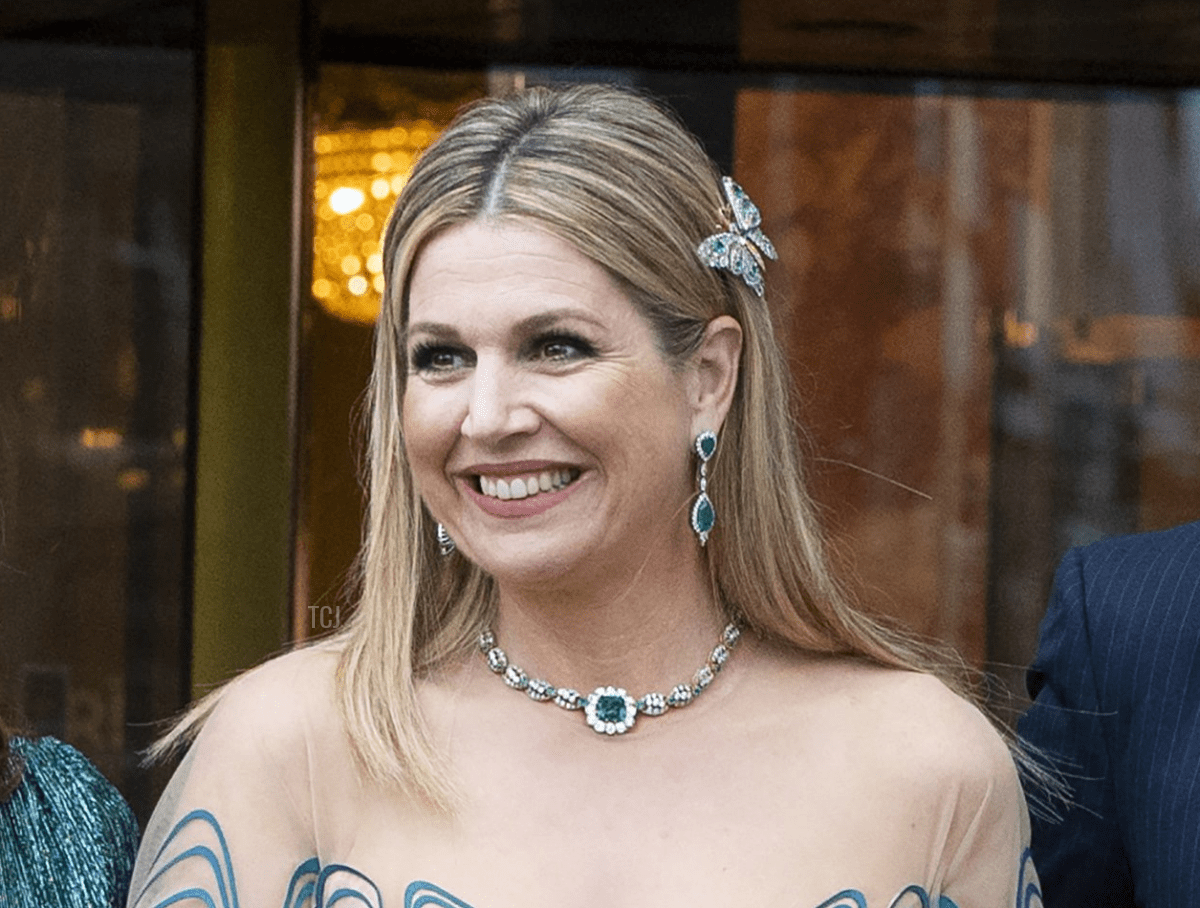 La regina Maxima arriva al Royal Theater Carré di Amsterdam, il 12 maggio 2021, per la registrazione di un programma TV