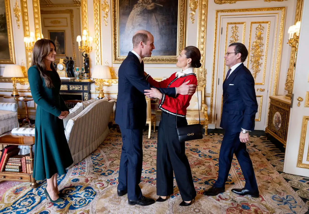 Il Principe e la Principessa di Galles accolgono la Principessa Ereditaria Victoria e il Principe Daniel di Svezia al Castello di Windsor il 30 novembre 2023 (Christine Olsson/TT News Agency/Alamy)