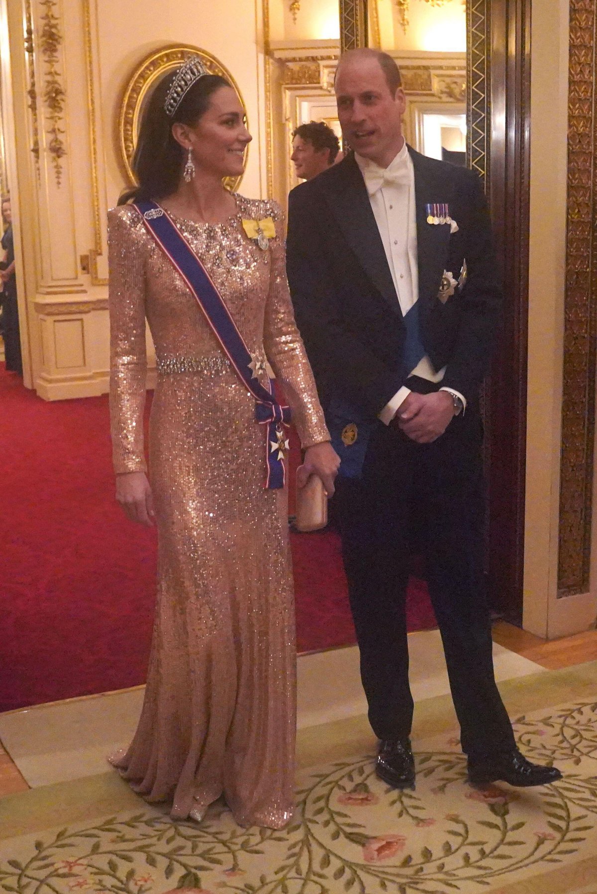 Il Principe e la Principessa di Galles partecipano a una ricezione serale per i membri del Corpo Diplomatico a Buckingham Palace a Londra il 5 dicembre 2023 (Jonathan Brady/PA Images/Alamy)