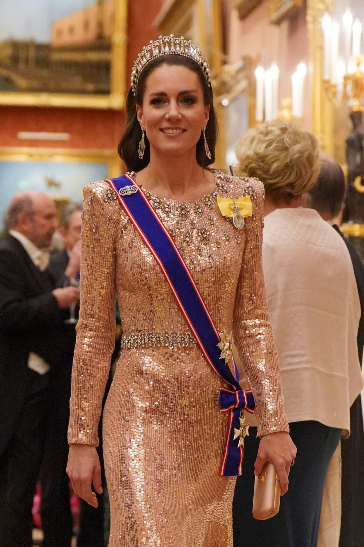 La Principessa di Galles partecipa a una ricezione serale per i membri del Corpo Diplomatico a Buckingham Palace a Londra il 5 dicembre 2023 (Jonathan Brady/PA Images/Alamy)