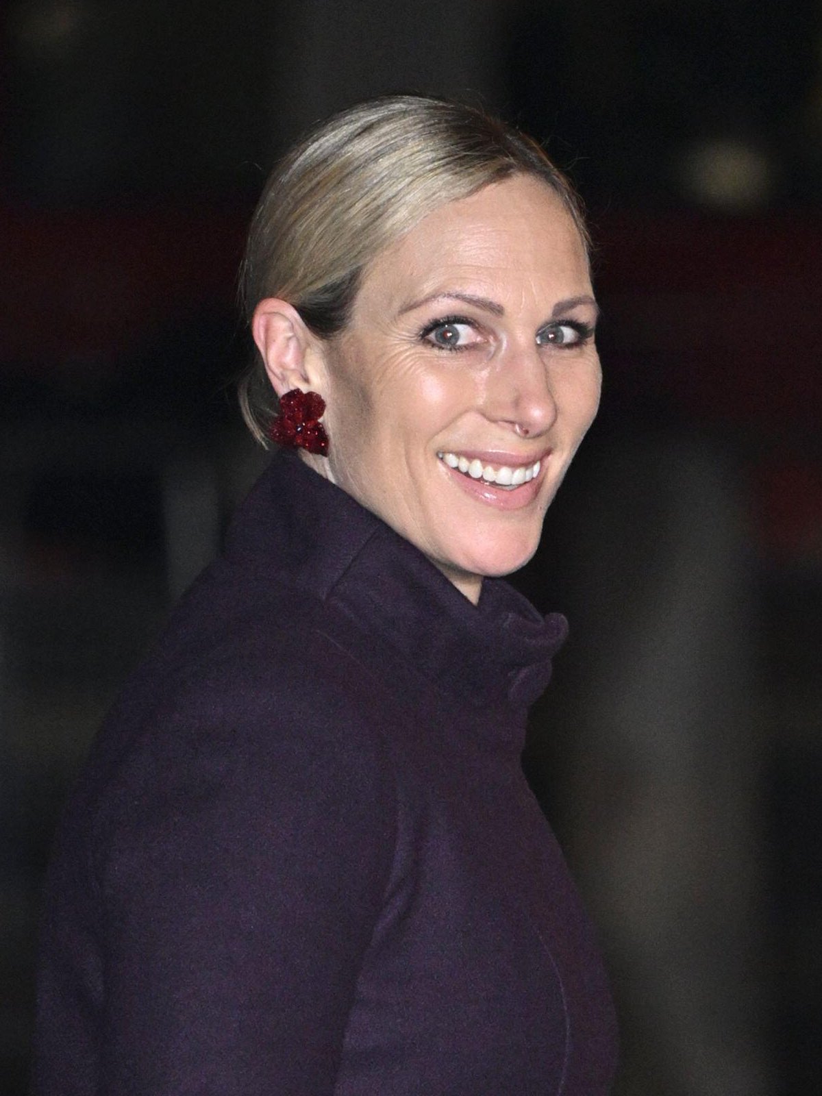 Zara Tindall partecipa al servizio Insieme a Natale all'Abbazia di Westminster a Londra l'8 dicembre 2023 (Doug Peters/PA Images/Alamy)