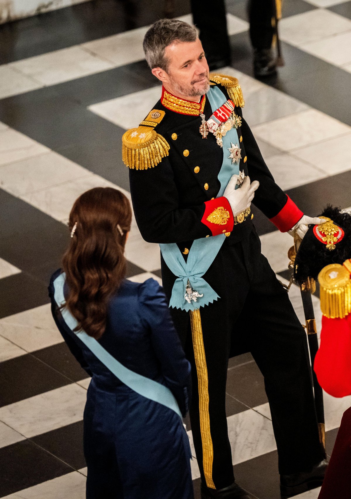 Il Principe Ereditario Frederik e la Principessa Ereditiera Mary di Danimarca partecipano a una ricezione di Capodanno per i membri del Corpo Diplomatico al Palazzo di Christiansborg a Copenhagen il 3 gennaio 2024 (Ritzau/Alamy)