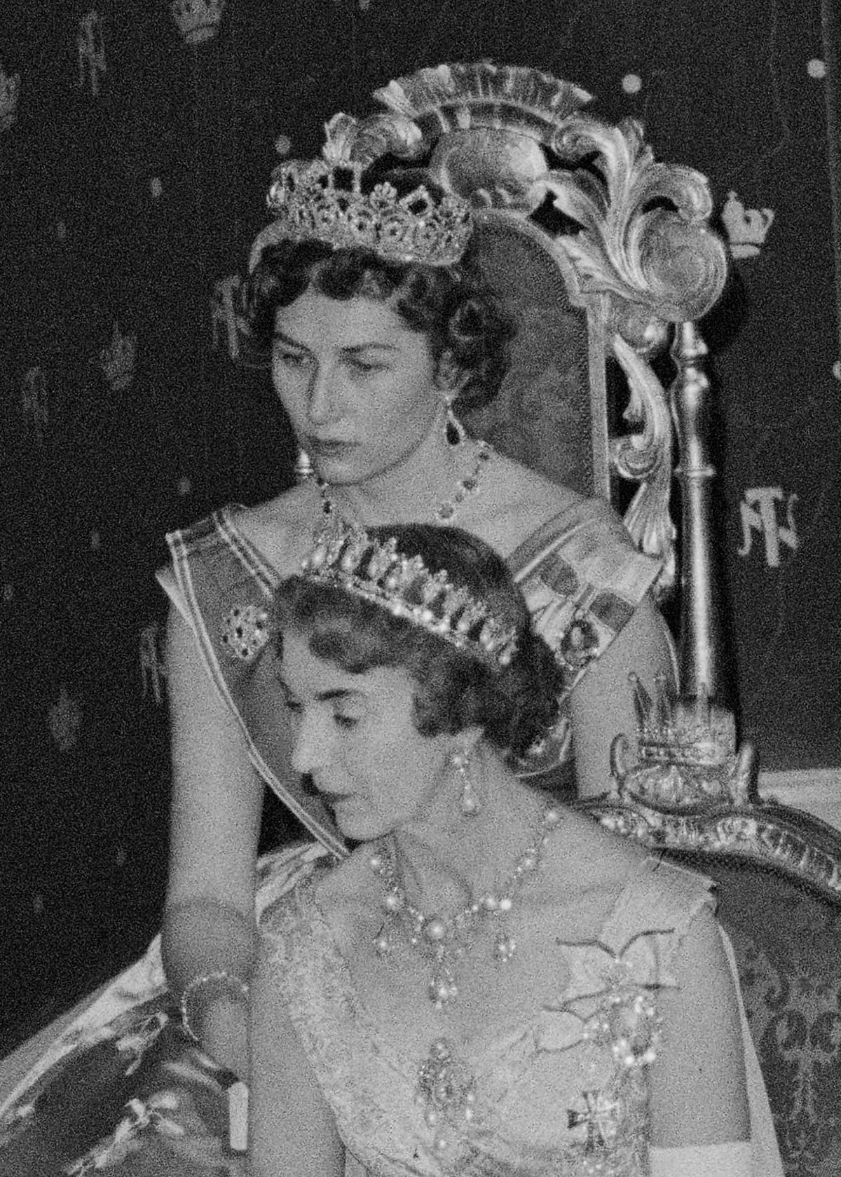 La Principessa Astrid di Norvegia partecipa a un concerto di gala a Oslo durante la visita di stato danese in Norvegia, febbraio 1960 (Ivar Aaserud/Sverre A. Børretzen/NTB/Alamy)