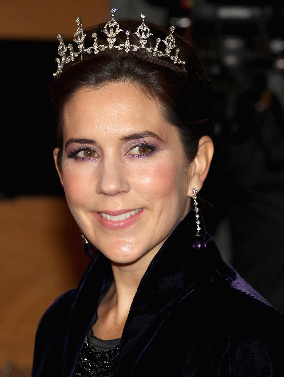 La Principessa Mary di Danimarca arriva per un concerto di gala in onore del Giubileo di Rubino della Regina Margherita II di Danimarca a Copenaghen il 14 gennaio 2012 (Chris Jackson/Getty Images)