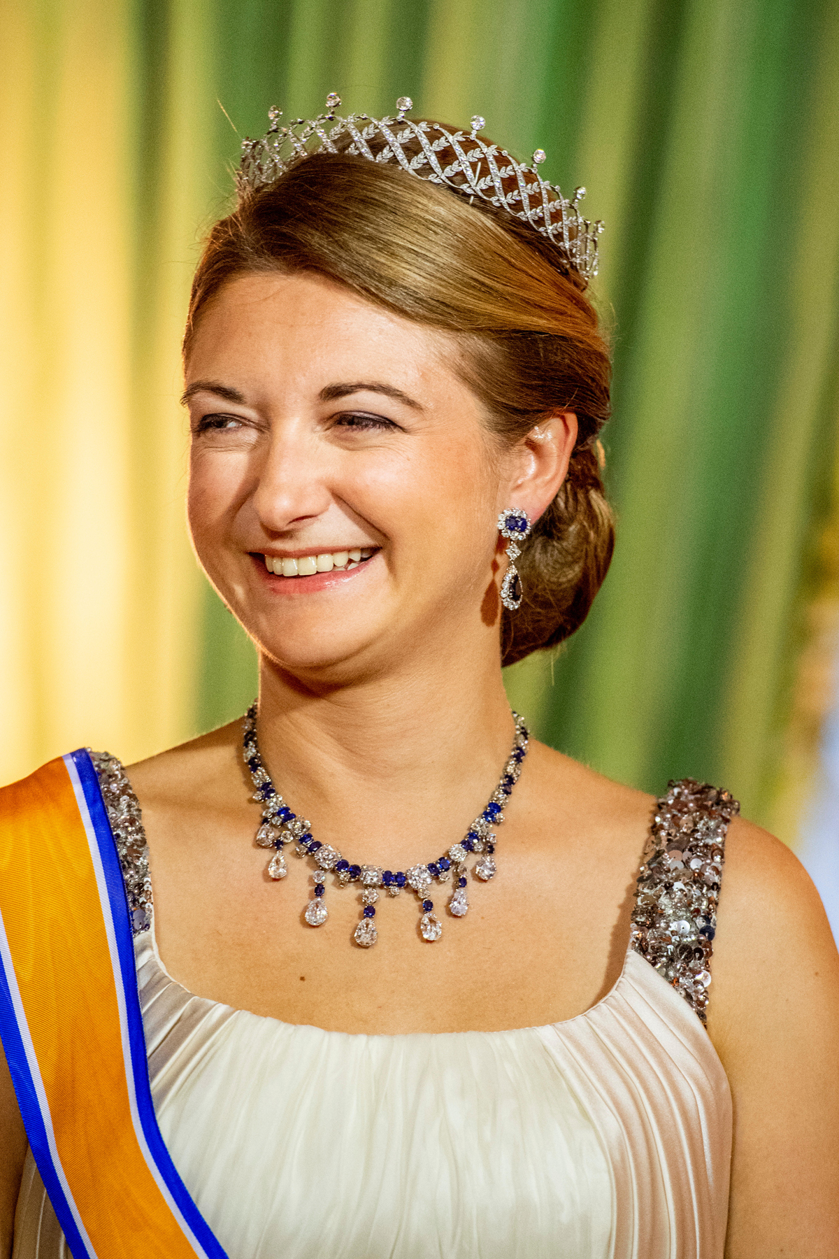 La Granduchessa Ereditaria Stephanie di Lussemburgo partecipa a un banchetto di stato al Palazzo Granducale in onore del Re e della Regina dei Paesi Bassi il 23 maggio 2018 (Patrick van Katwijk/DPA Picture Alliance/Alamy)