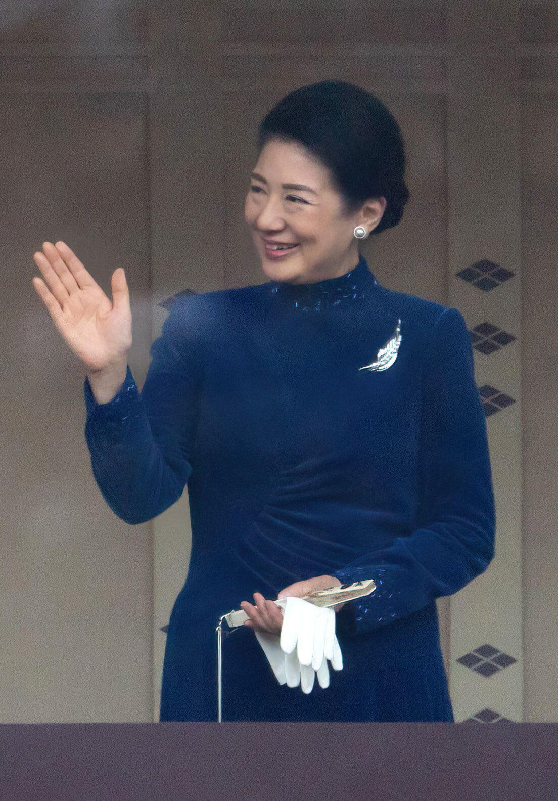 L'Imperatrice del Giappone riceve gli auguri dalla balconata del Palazzo Imperiale di Tokyo nel giorno del compleanno dell'Imperatore, 23 febbraio 2024 (Tomohiro Ohsumi/SOPA Images via ZUMA Press/Alamy)