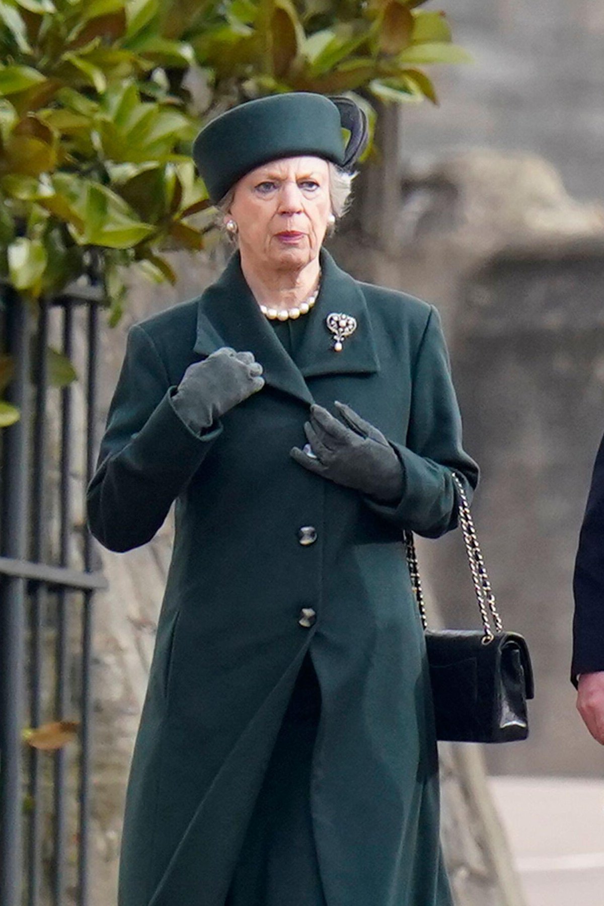 La Principessa Benedikte di Danimarca partecipa a un servizio commemorativo in onore del suo defunto cognato, Re Costantino II di Grecia, presso la Cappella di San Giorgio, Windsor il 27 febbraio 2024 (Andrew Matthews/PA Images/Alamy)