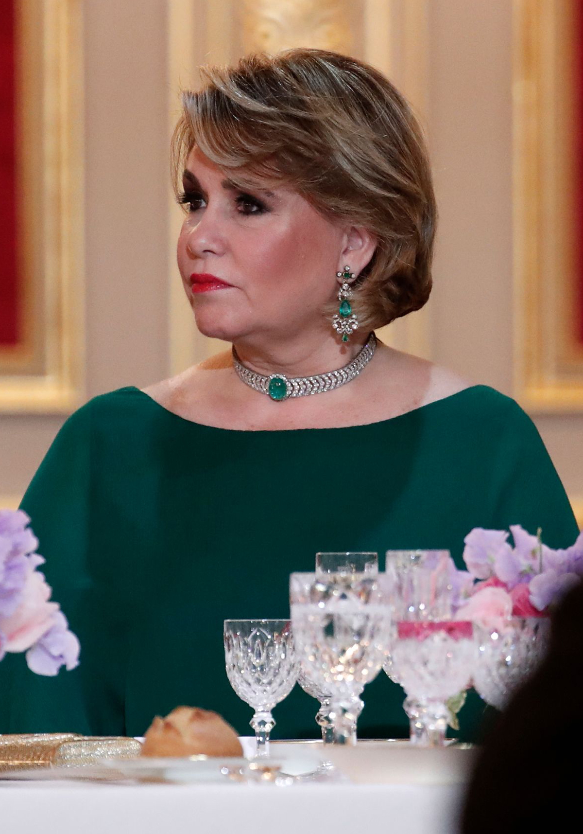 La Granduchessa di Lussemburgo partecipa a una cena di stato all'Eliseo a Parigi il 19 Marzo 2018 (BENOIT TESSIER/AFP/Getty Images)