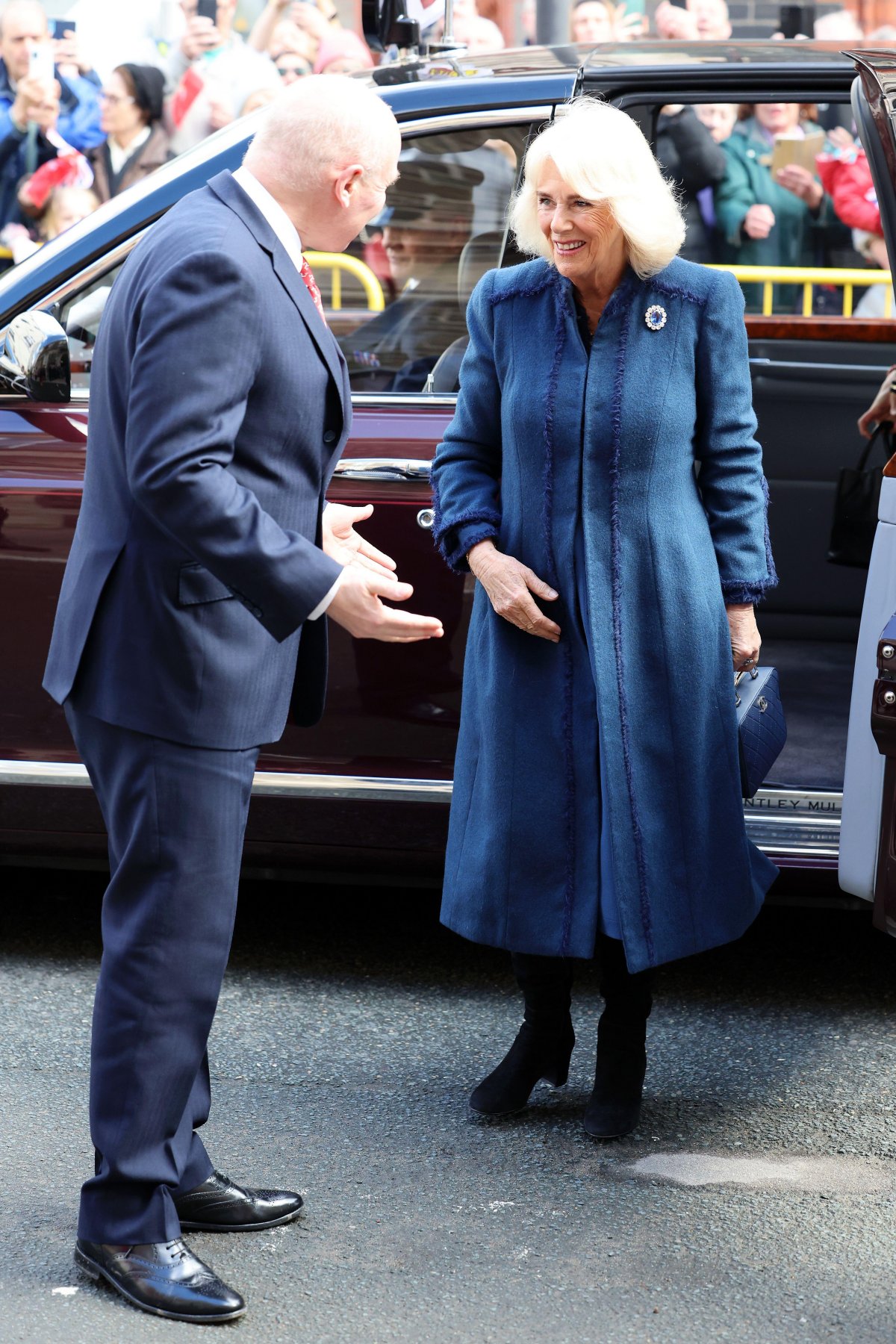 La regina Camilla del Regno Unito visita il Douglas Borough Council nell'Isola di Man il 20 marzo 2024 (Chris Jackson/PA Images/Alamy)