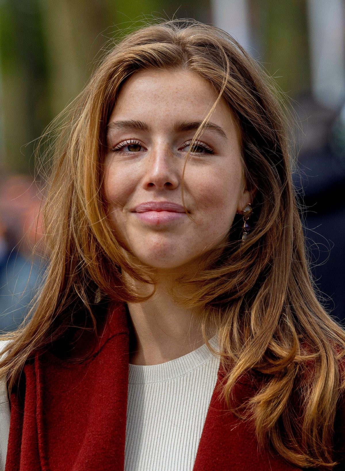 La Principessa Alexia dei Paesi Bassi partecipa alle celebrazioni per il Giorno del Re a Emmen il 27 aprile 2024 (Albert Nieboer/DPA Picture Alliance/Alamy)