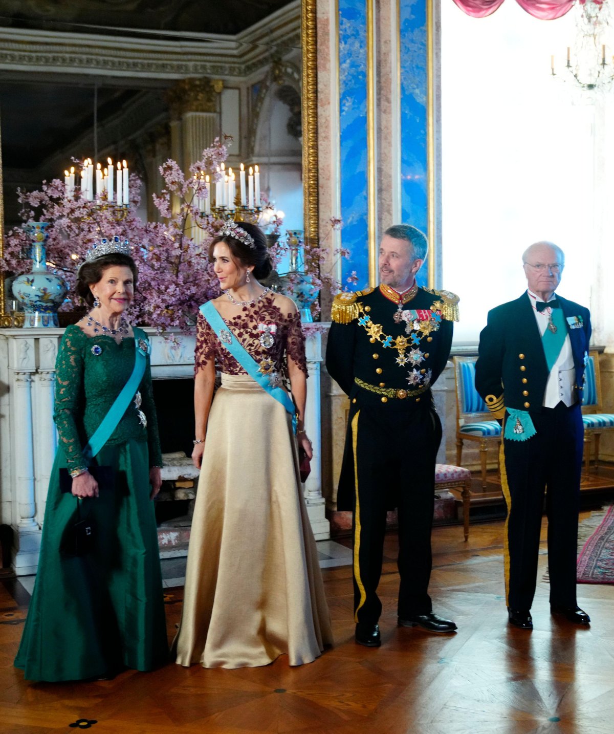 Il Re e la Regina di Danimarca e il Re e la Regina di Svezia partecipano a un banchetto di stato al Palazzo Reale di Stoccolma il 6 maggio 2024 (Ida Marie Odgaard/Ritzau/Alamy)