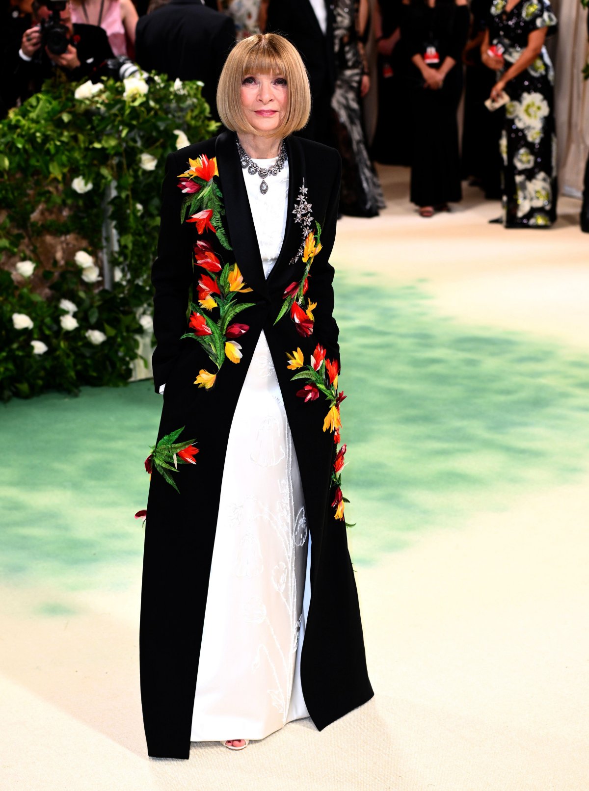 Dame Anna Wintour alla Met Gala del Metropolitan Museum of Art a New York, il 6 maggio 2024 (Matt Crossick/PA Images/Alamy)