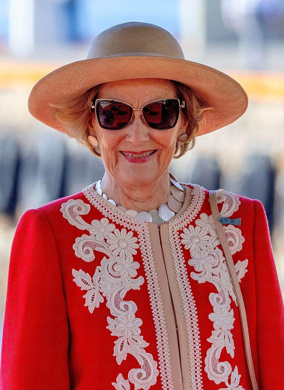 La Regina di Norvegia è ritratta durante una cerimonia di benvenuto ufficiale a Oslo all'inizio della visita di stato danese in Norvegia il 14 maggio 2024 (Albert Nieboer/DPA Picture Alliance/Alamy)