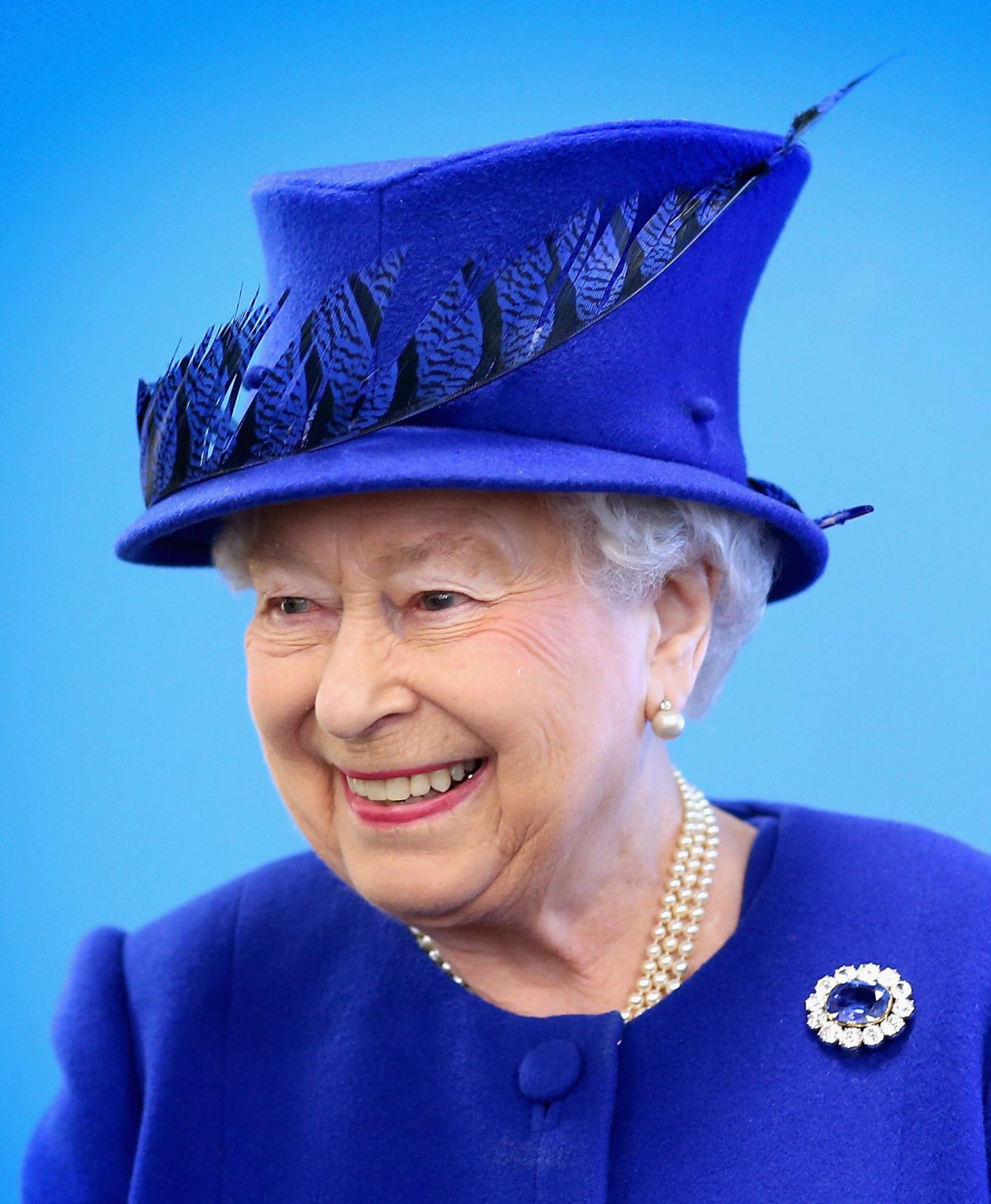 La Regina Elisabetta II durante una visita al Prince's Trust Centre a Kennington per commemorare il 40° anniversario della charity l'8 marzo 2016 (Chris Jackson/PA Images/Alamy)