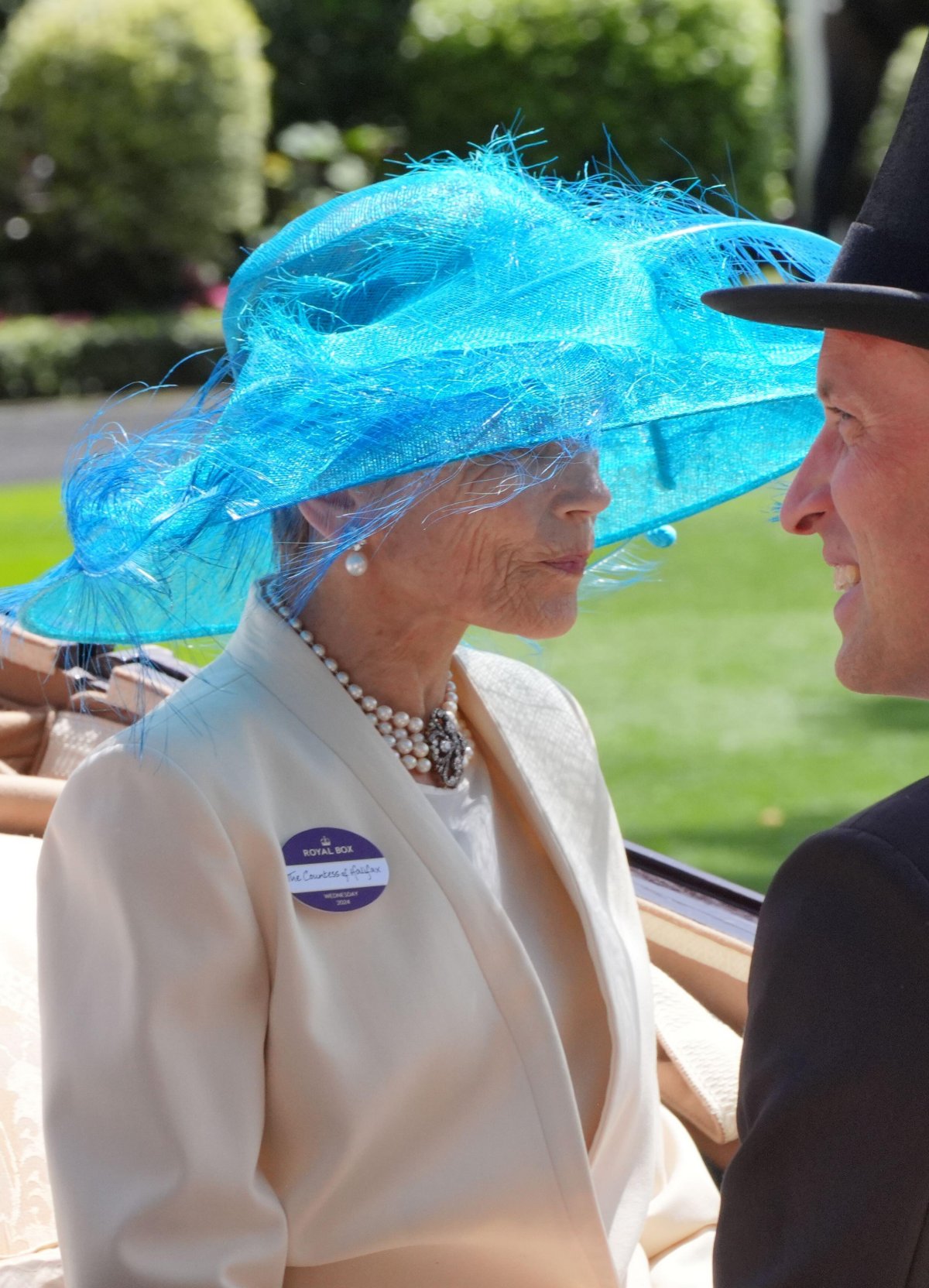 La Contessa di Halifax partecipa al secondo giorno di Royal Ascot il 19 giugno 2024 (Jonathan Brady/PA Images/Alamy)