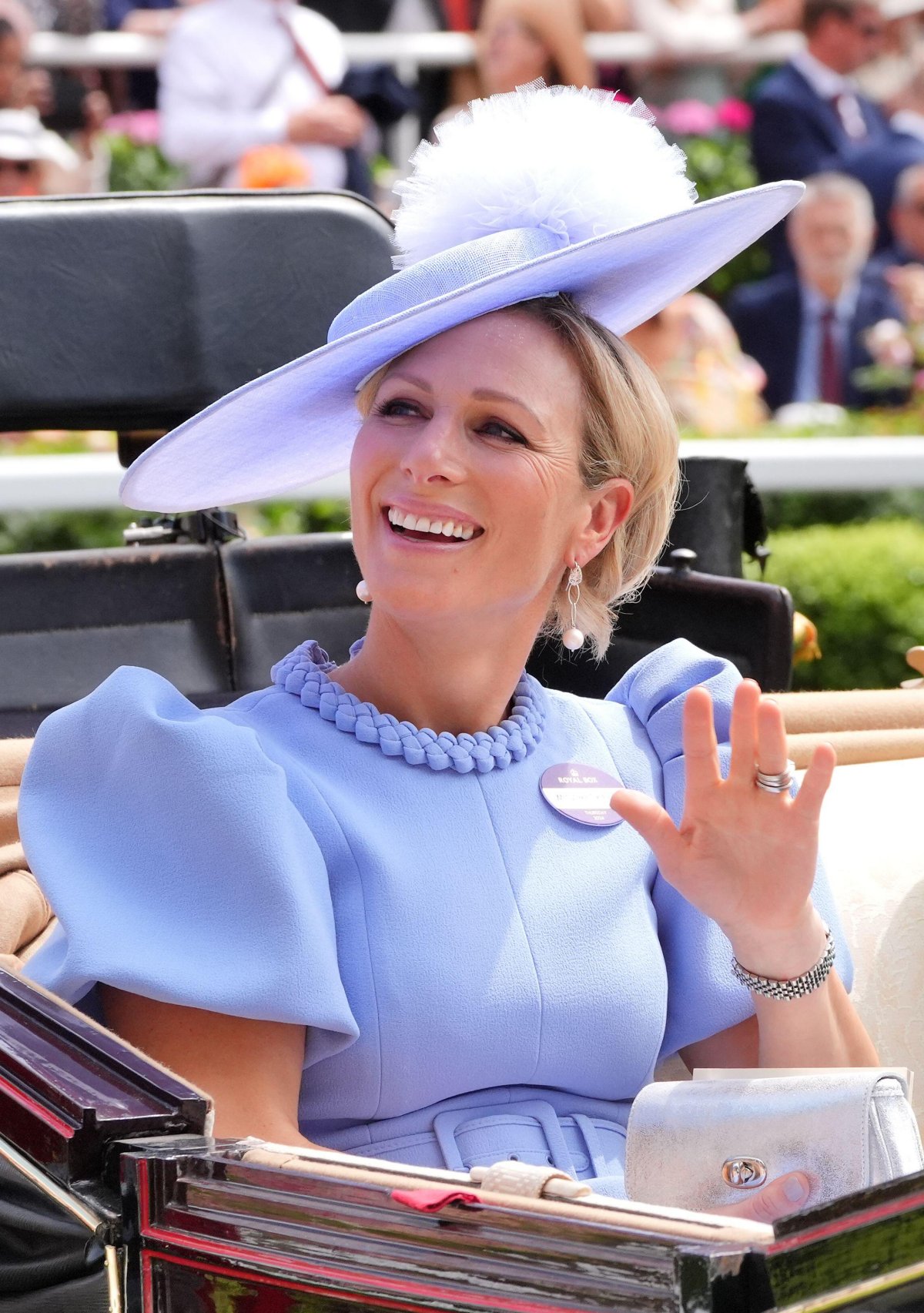 Zara Tindall partecipa al terzo giorno di Royal Ascot il 20 giugno 2024 (Jonathan Brady/PA Images/Alamy)