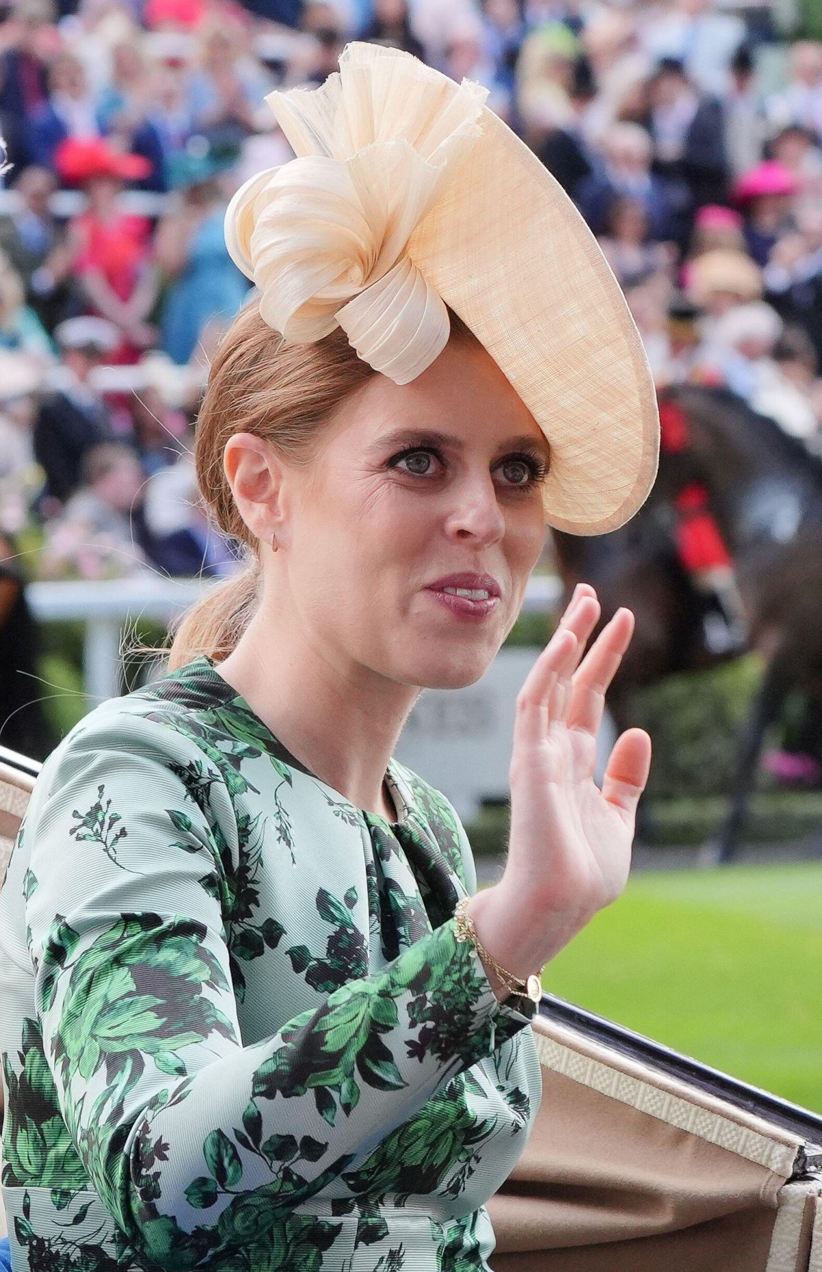 La Principessa Beatrice partecipa al quarto giorno di Royal Ascot il 21 giugno 2019 (Jonathan Brady/PA Images/Alamy)