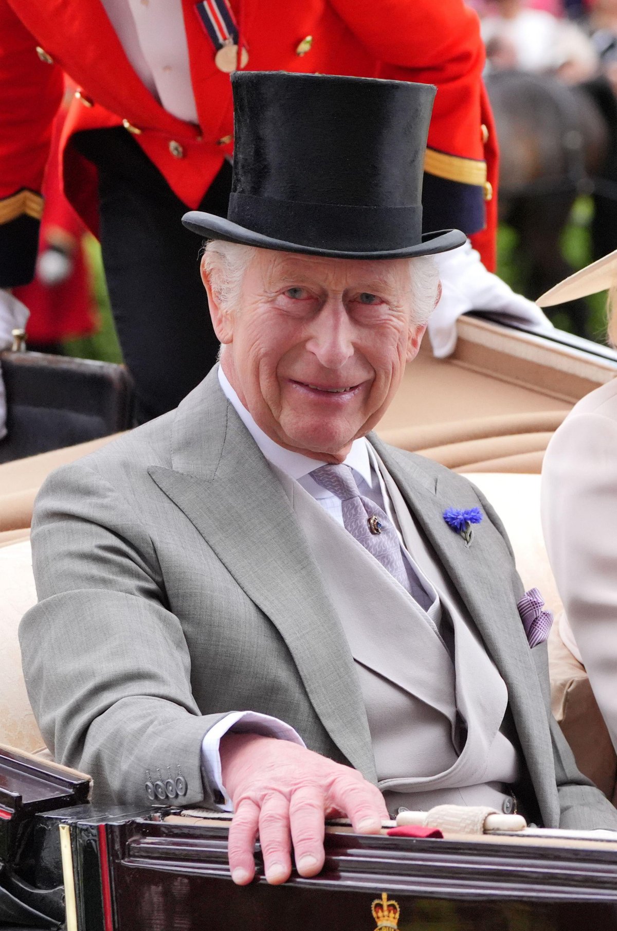 Il Re Carlo III arriva per il quinto giorno di Royal Ascot il 22 giugno 2024 (Jonathan Brady/PA Images/Alamy)