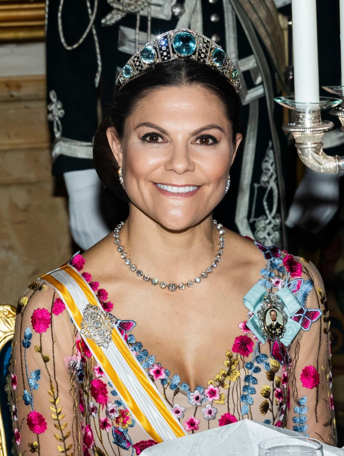 La Principessa Victoria di Svezia parteciva a un banchetto di stato in onore del re e della regina di Spagna al Palazzo Reale di Stoccolma il 24 novembre 2021 (Robert Eklund/Stella Pictures/Abaca Press/Alamy)