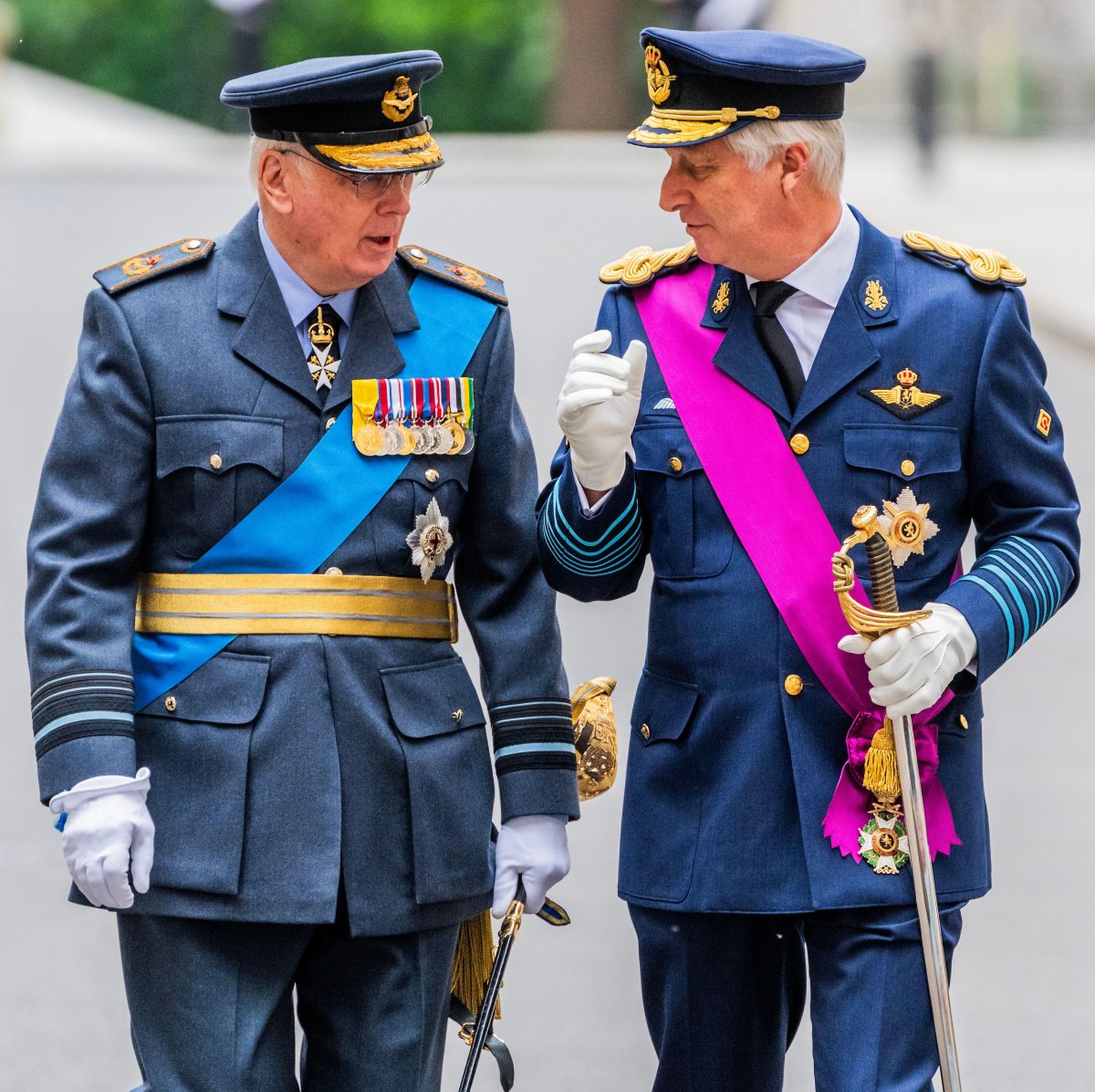 Il Duca di Gloucester e il Re dei Belgi partecipano a un Servizio di Commemorazione al Cenotafio e alla deposizione di una corona al Memoriale delle Guardie a Londra il 13 luglio 2024 (Guy Bell/Alamy)